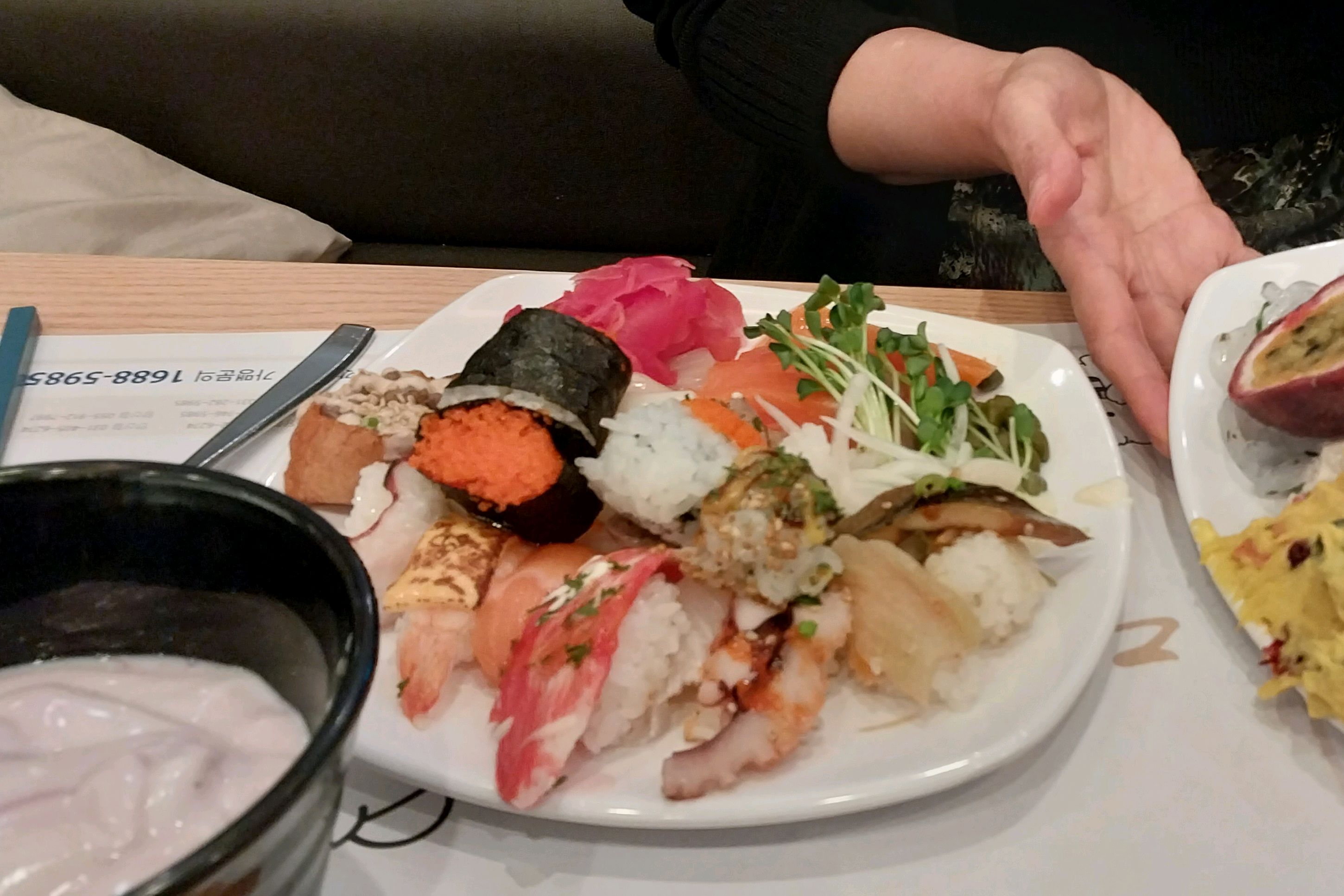 신선하고 관리가 잘되어 있어서 칭찬해요.잘먹었습니다^^ - 상암 맛집 다이닝원 상암점
