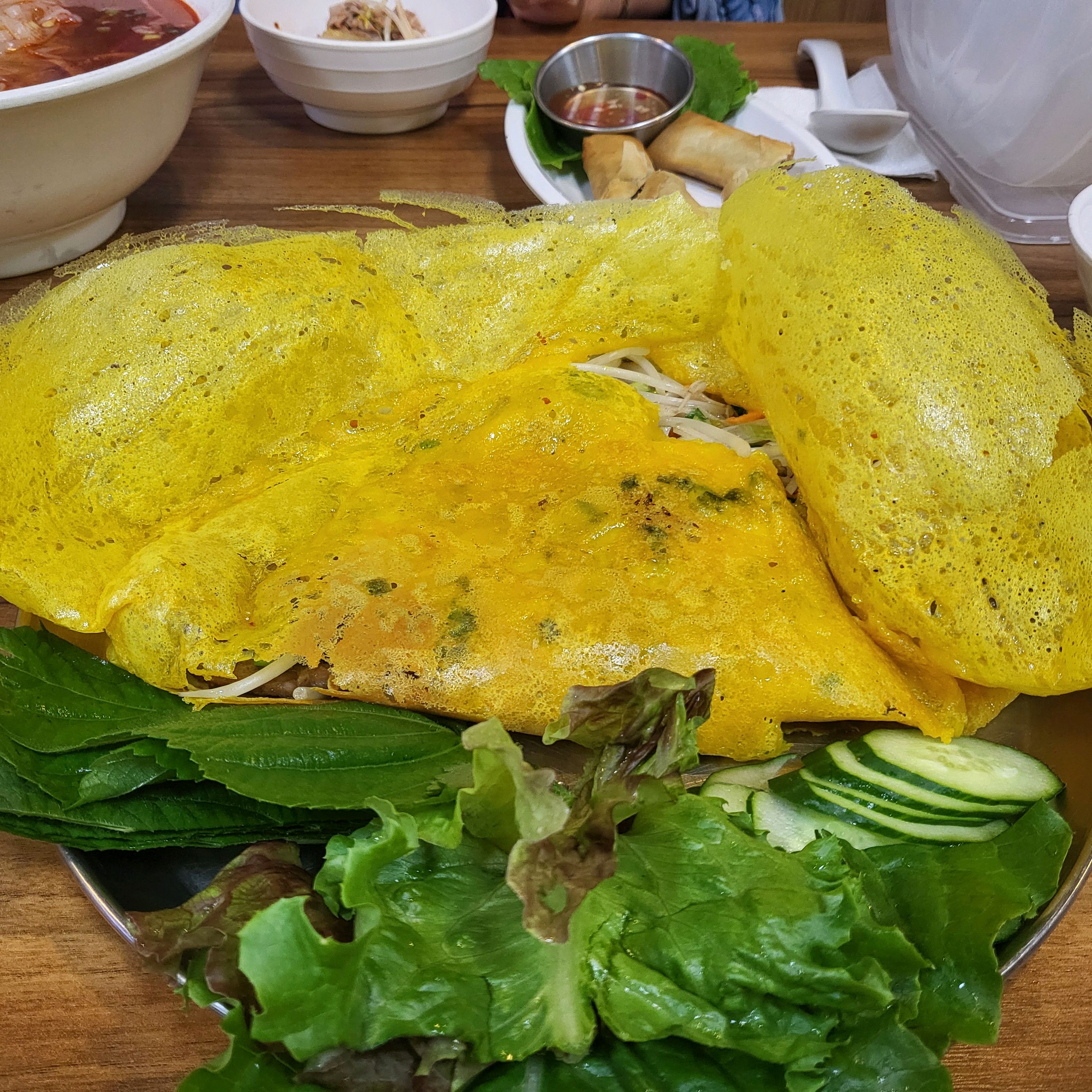 구파발역식당 포옹싸