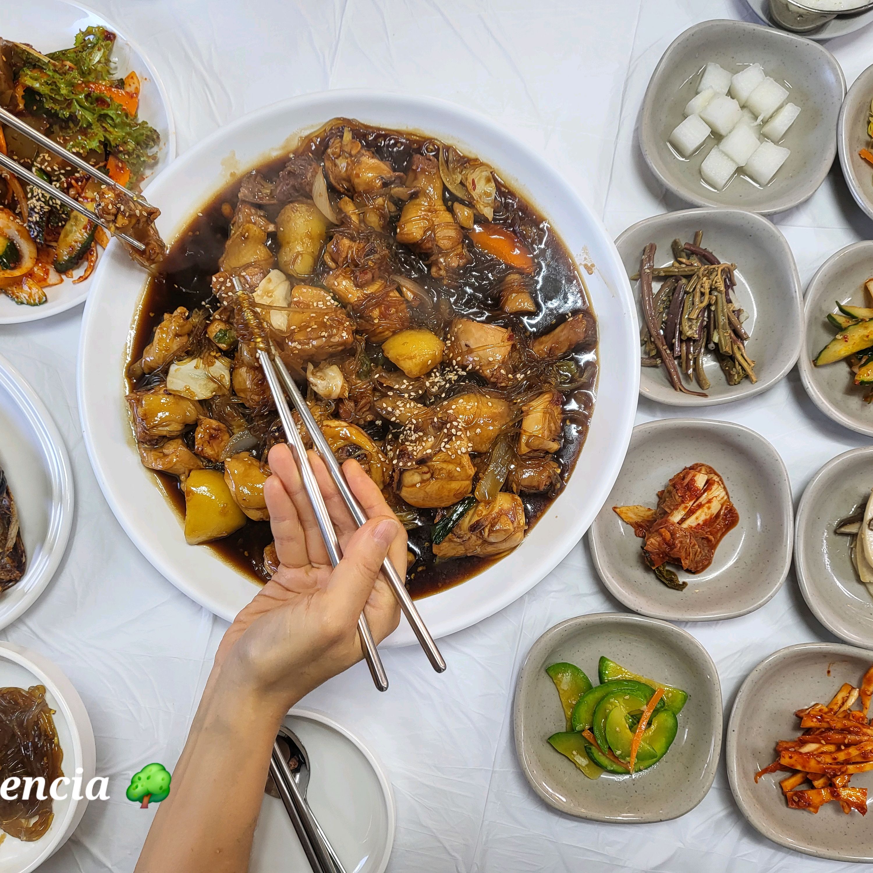 하회마을 들어가기 전에 식사하고 들어가기 위해 - 하회마을 맛집 와송식당 안동점