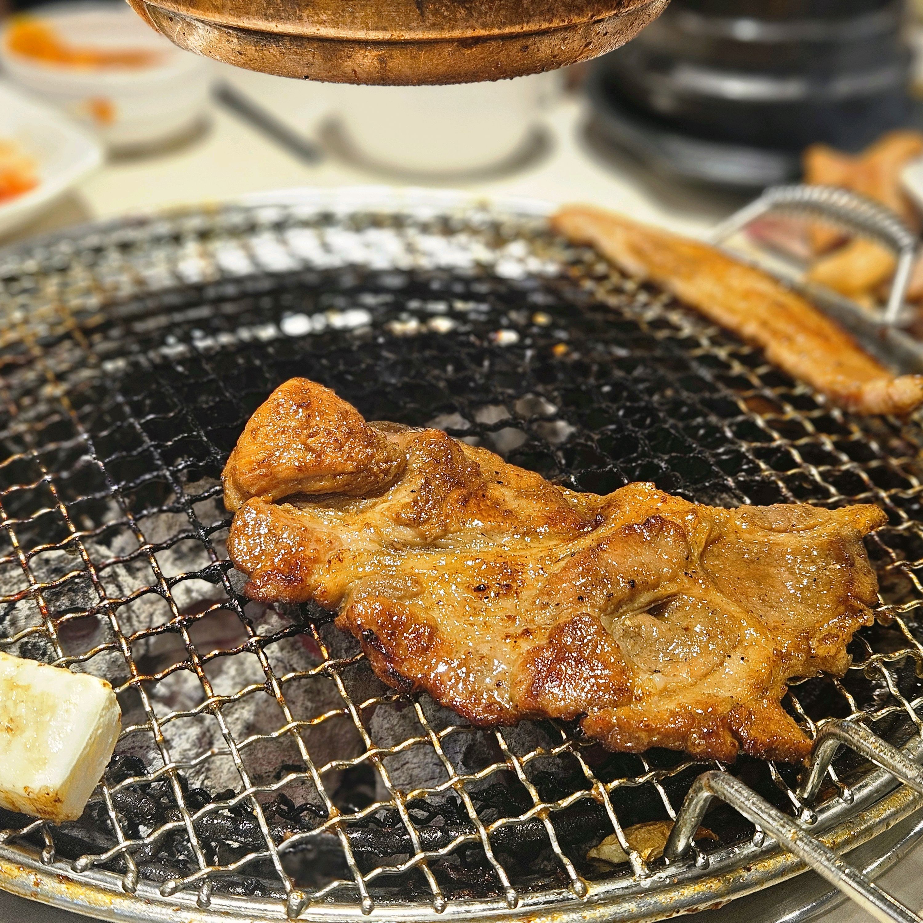 아부지 생신 기념으로 가족들과 함께 방문 했는데 사람이 많지 않아서 여유있게 식사 할 수