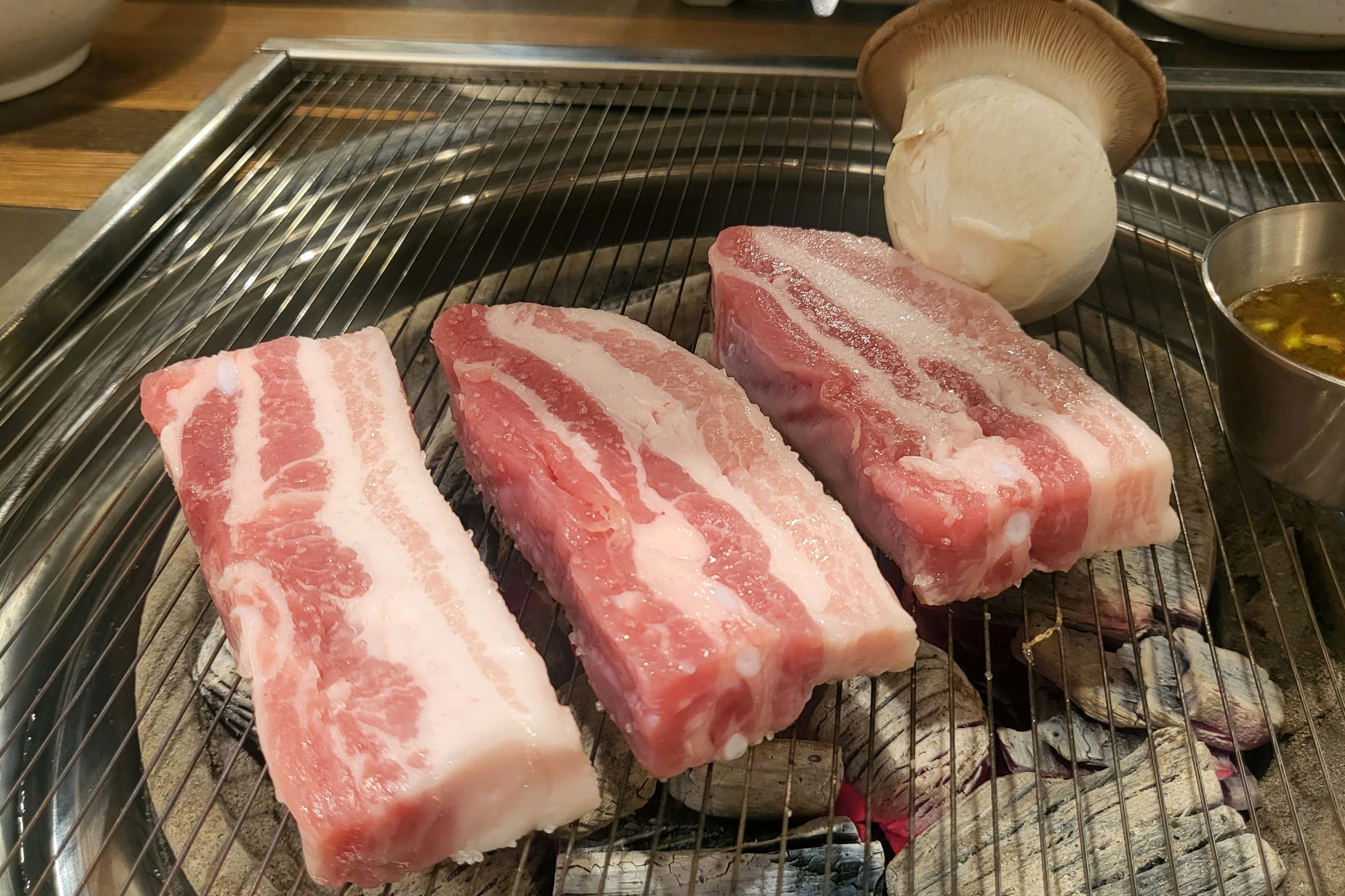 거여역식당 정일돈