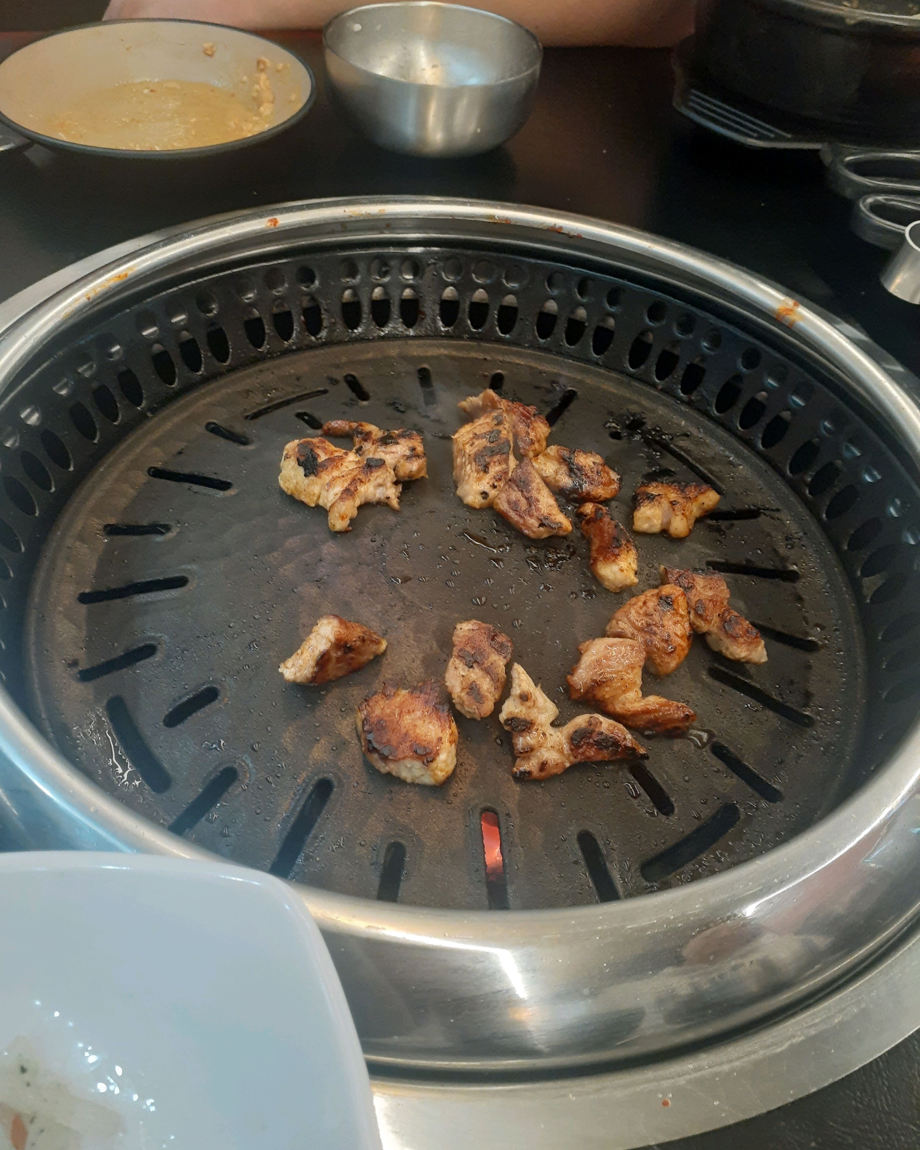 
지축역식당 돈우92