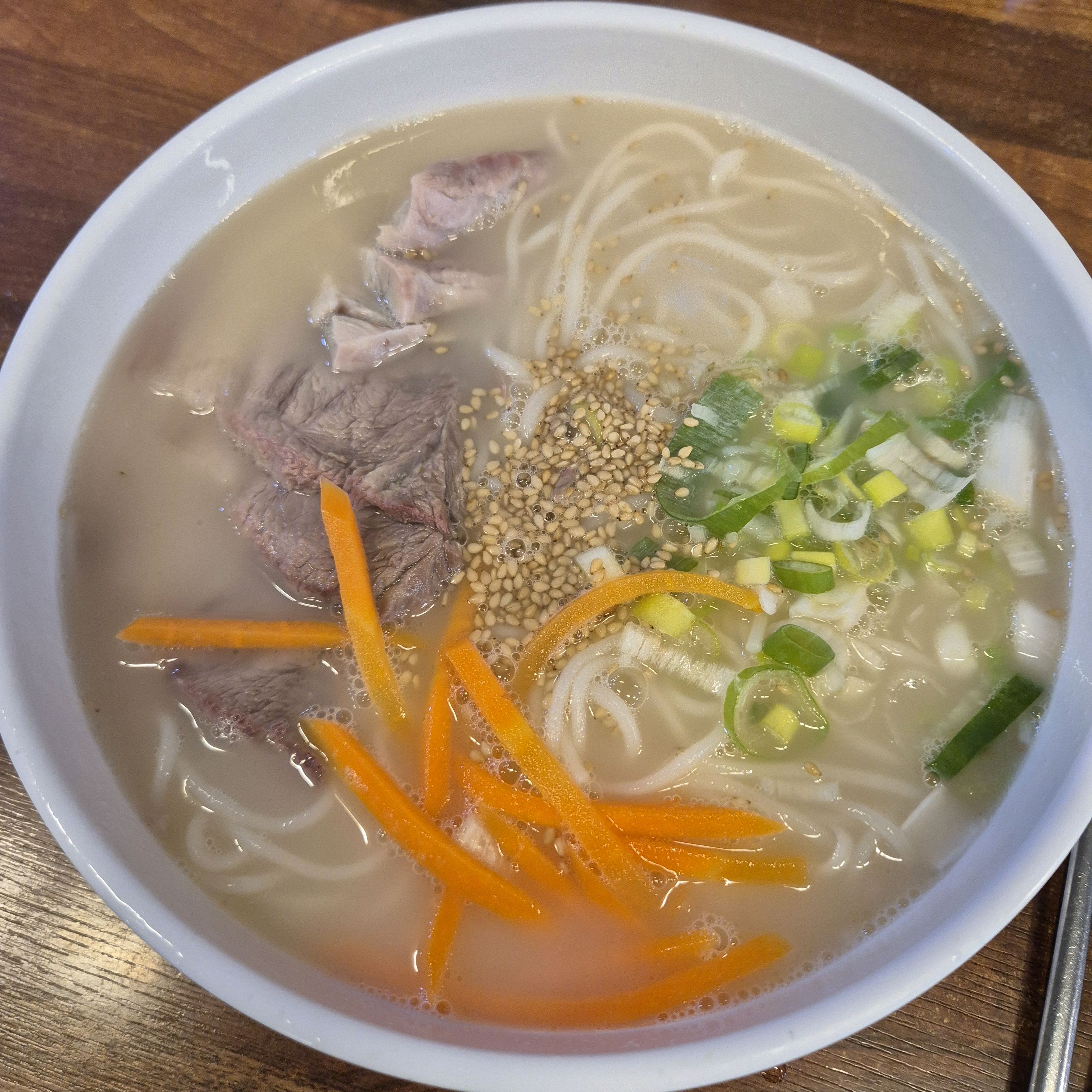 고기국수 실패를 많이해서 도전하기 두려웠는데 맛있었어요! - 제주 맛집 국수마당 본점