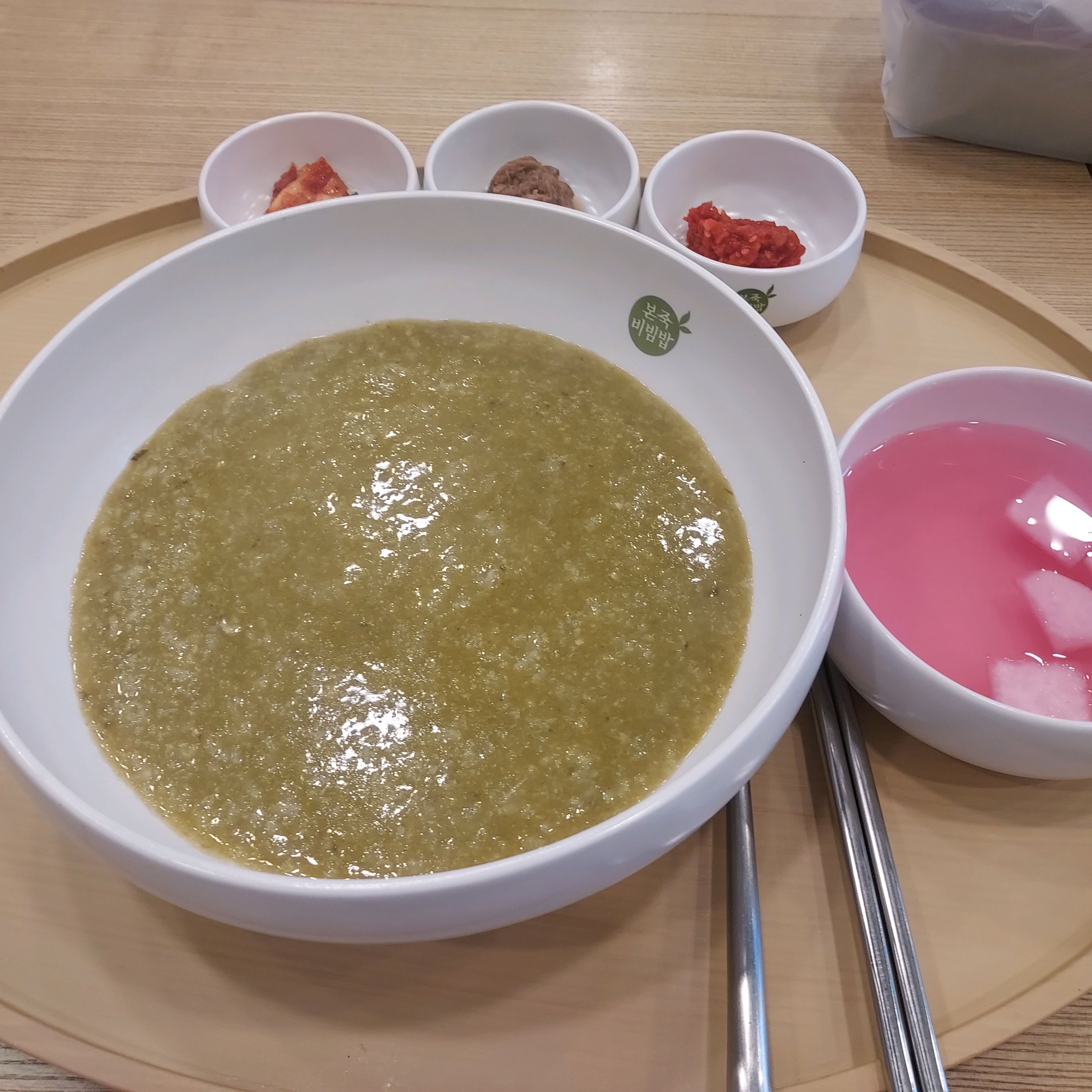 [경리단길 맛집 본죽&비빔밥 용산경리단점] 직접 가본 로컬 리뷰