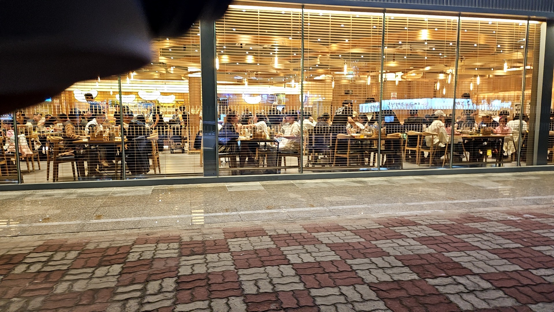 사람많아요.많은것치곤정신없지않아요 - 광양 중마동 맛집 샤브20 전남 광양점