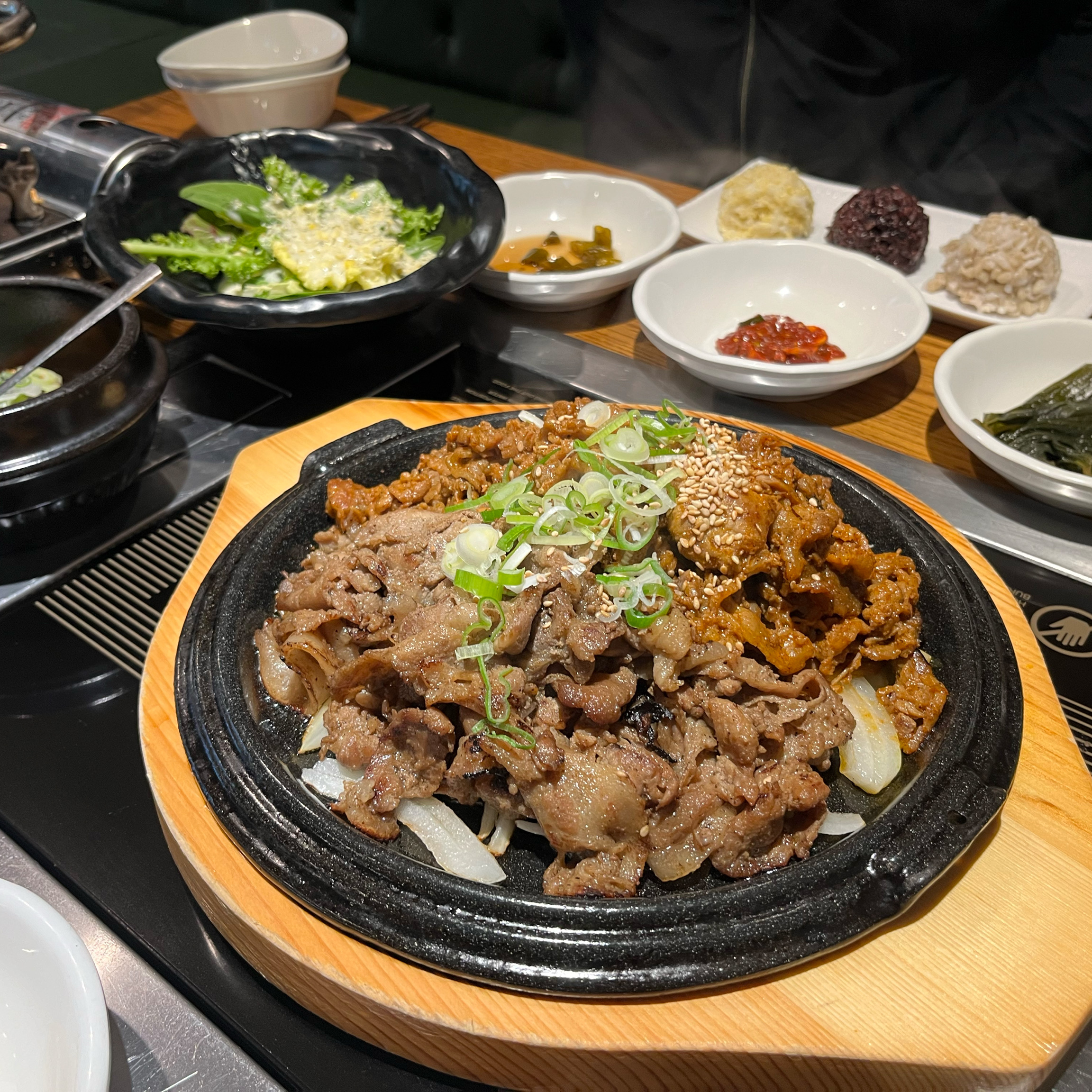 암사동 맛집 찾아 주말 점심먹으러 왔어요!! - 강동 맛집 육대쌈 암사점