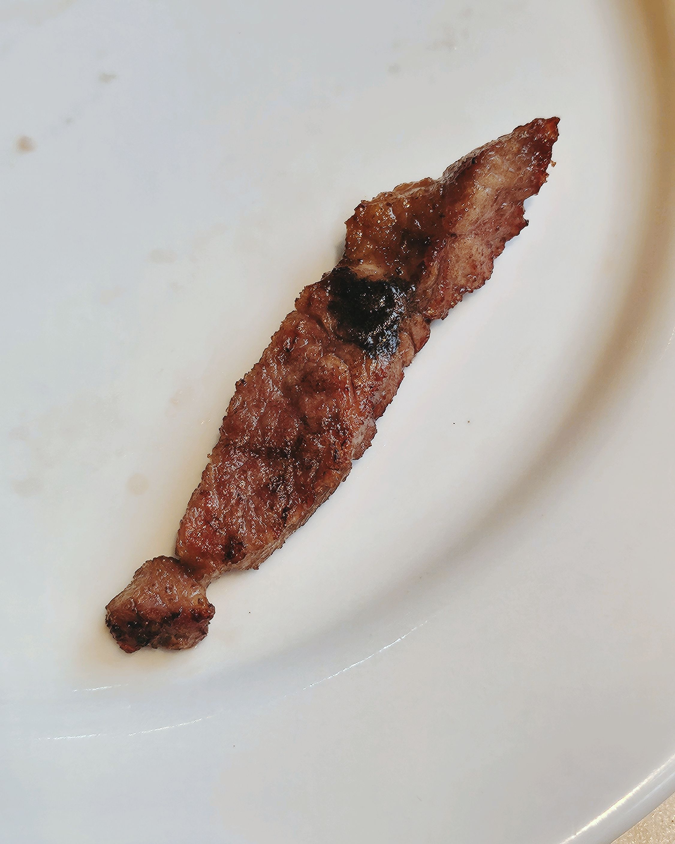 후드에서 검은색 물이 고기에 떨어짐 - 상봉역 맛집 명륜진사갈비 상봉역점