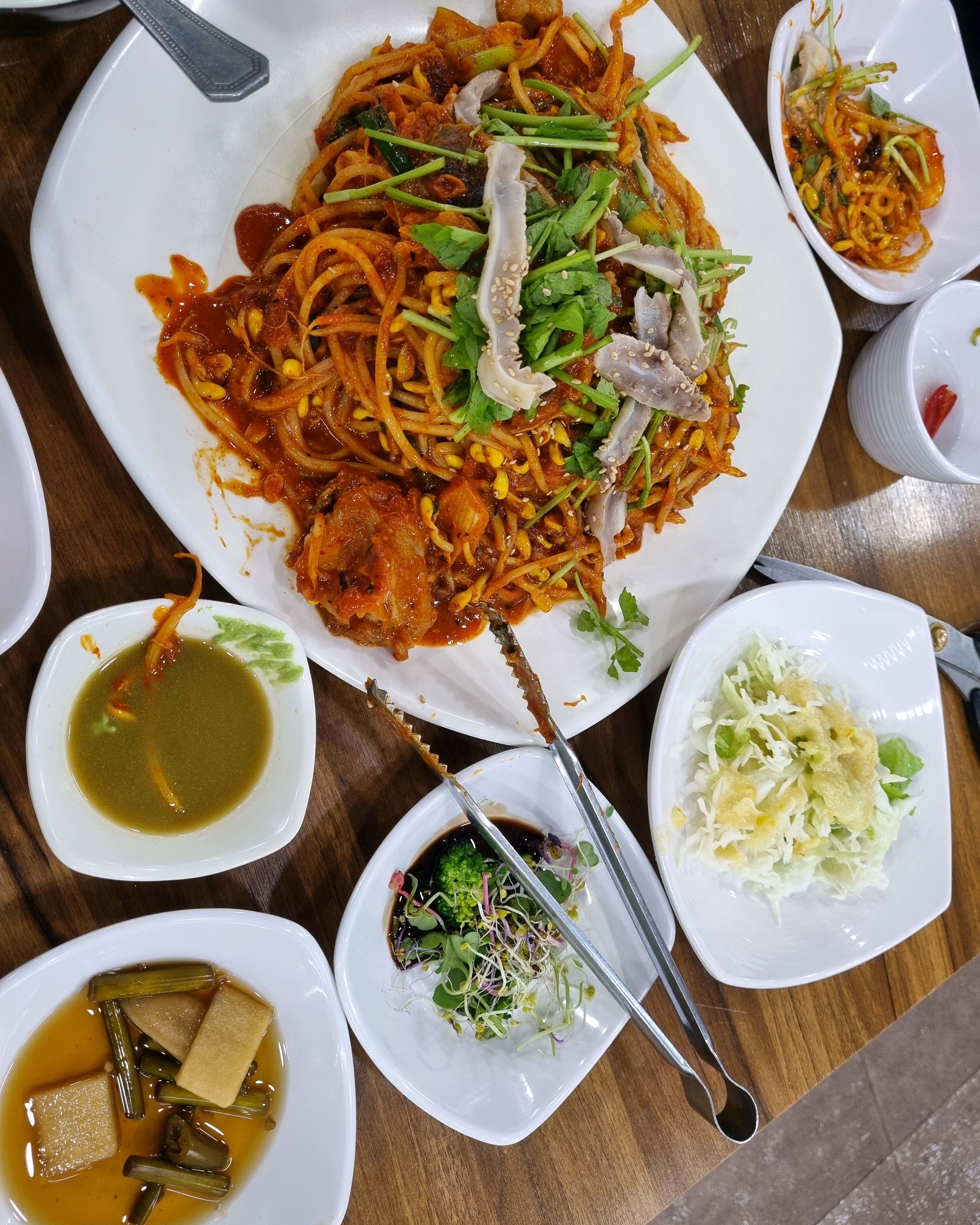 
약수역식당 약수동해물텀벙
