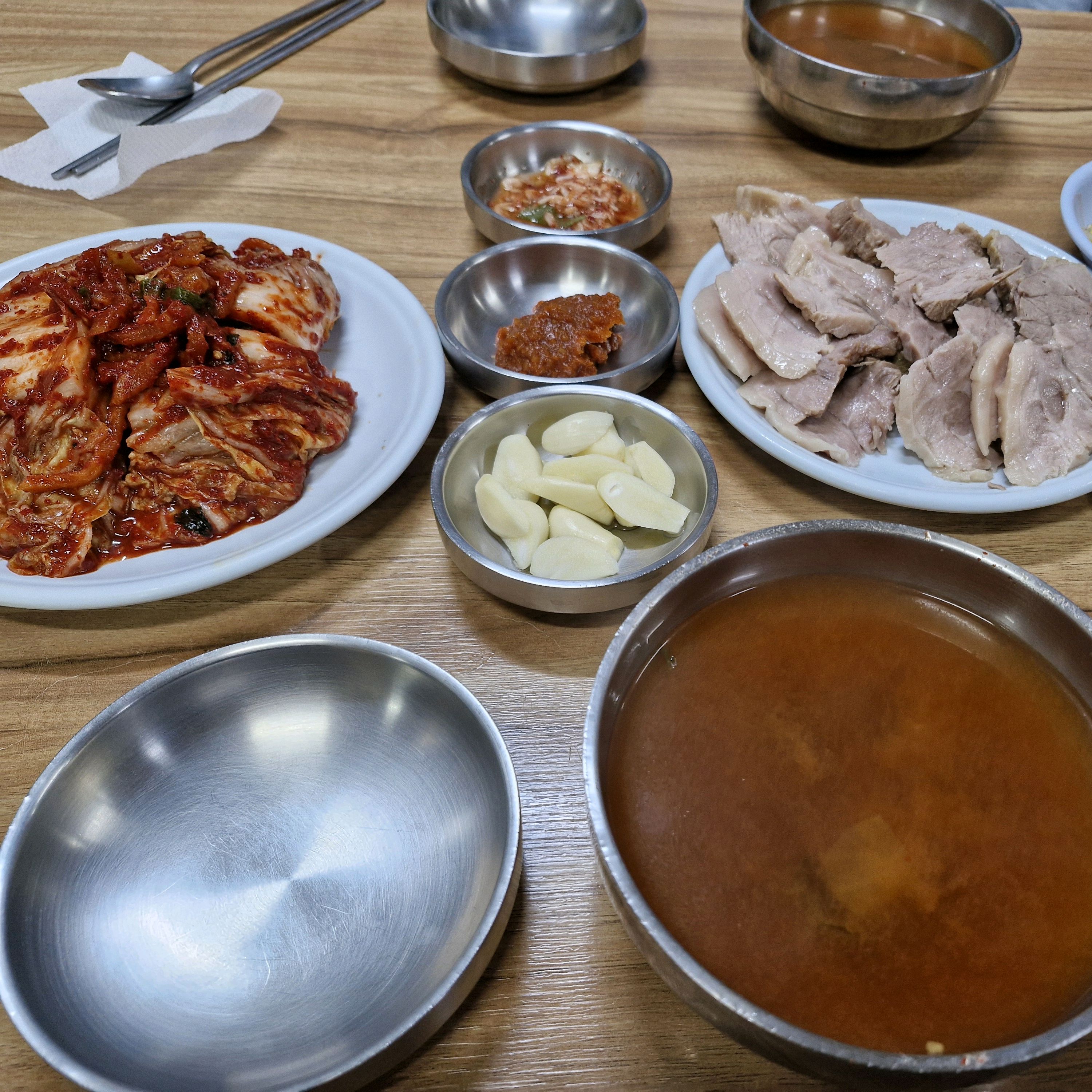 
공덕역식당 영광보쌈