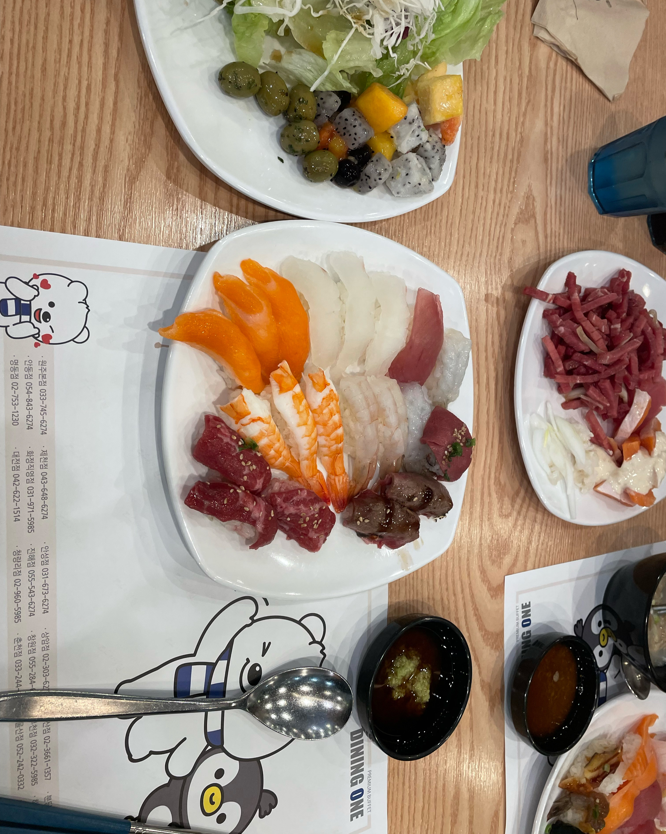 이 가격의 퀄리티는 조금 아쉬웠어요 (주말방문 3만원) - 상암 맛집 다이닝원 상암점