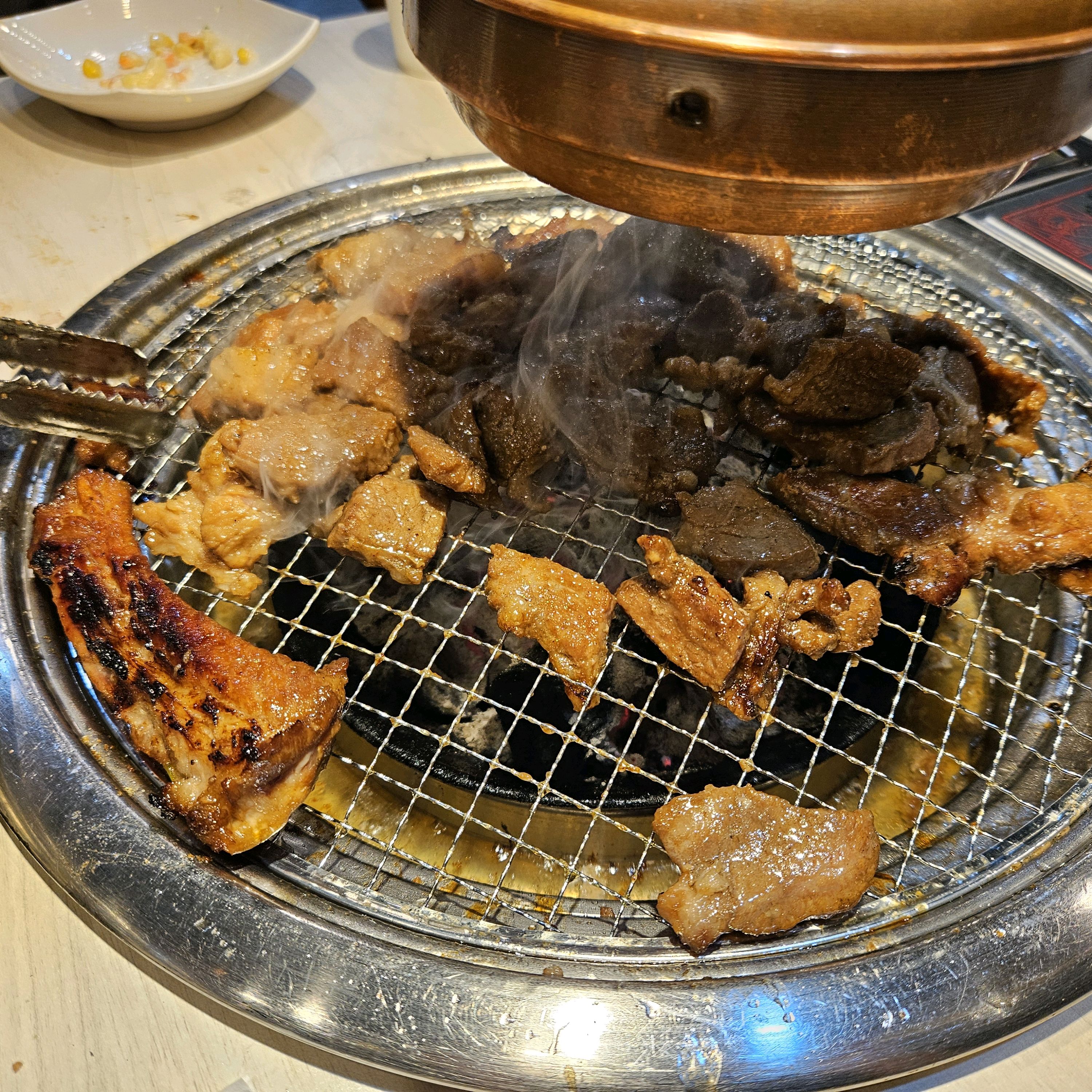 하이볼이 궁금해서 먹어봤는데 맛있었습니다ㅎㅎ사장님도 이모님도 친절하시고 좋았어요 - 신정네거리 맛집 명륜진사갈비 신정네거리점