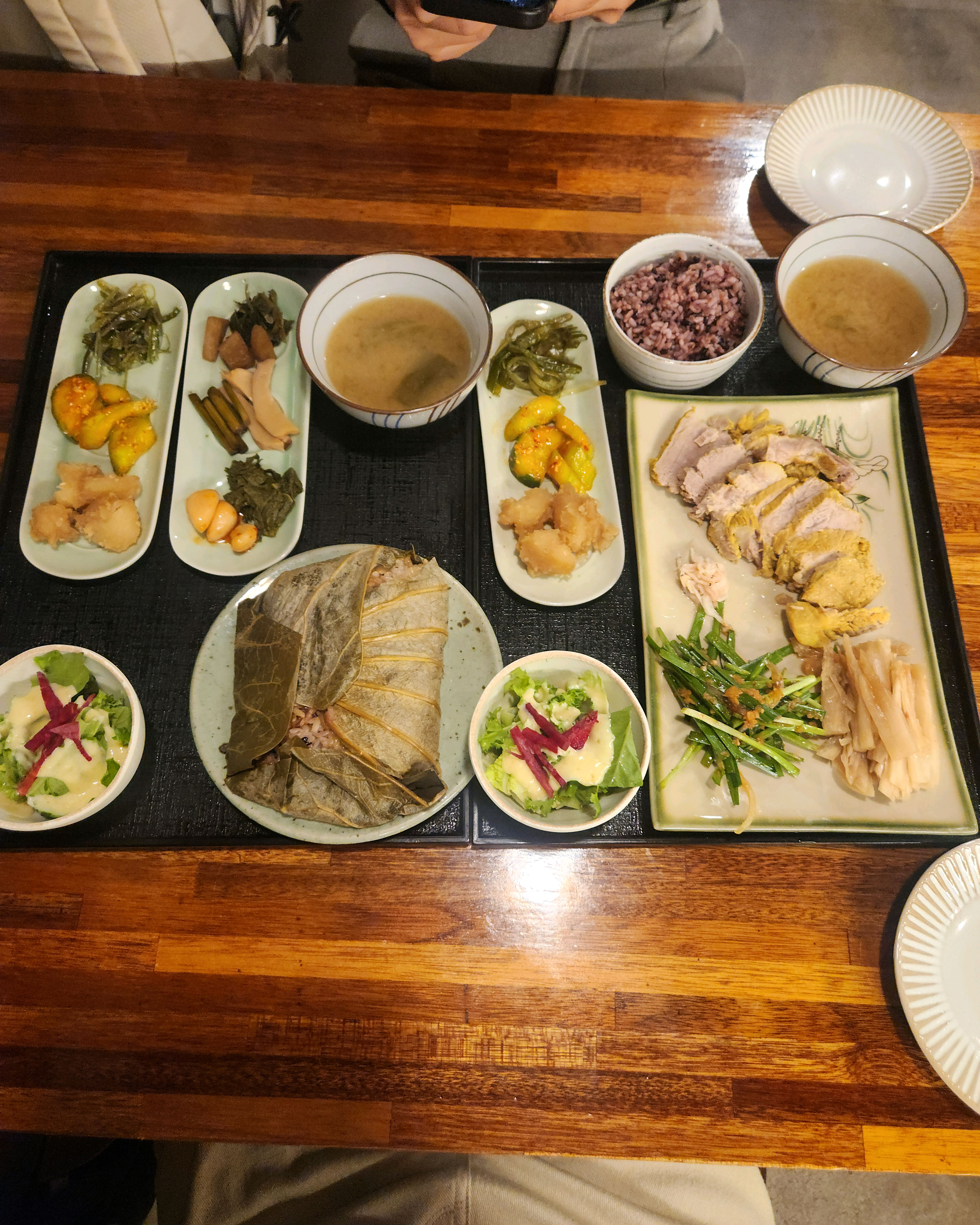 
한성대입구역식당 밥짓고티우림