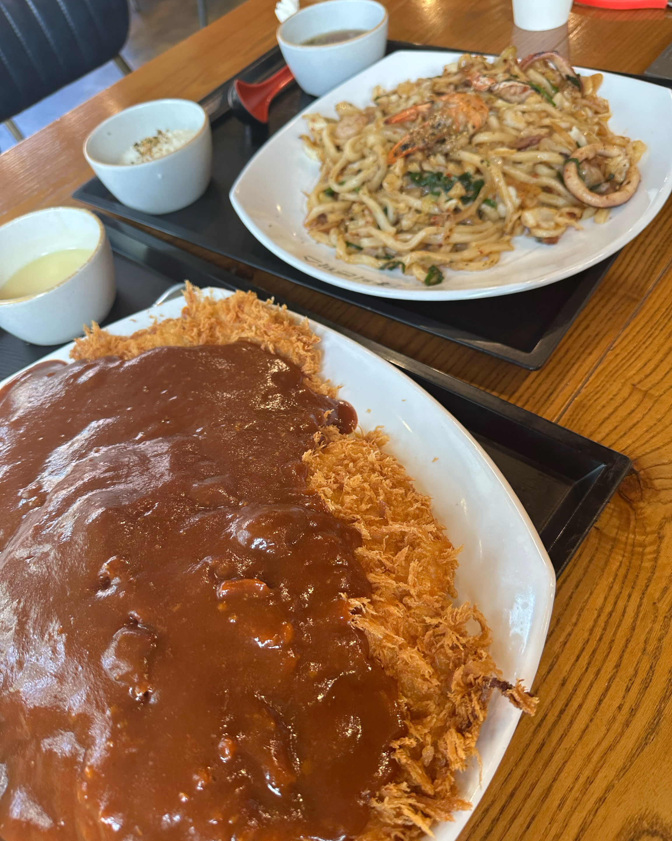 다양한 지역 홍돈매장 가봤지만 - 퇴계동 맛집 홍익돈까스 춘천점