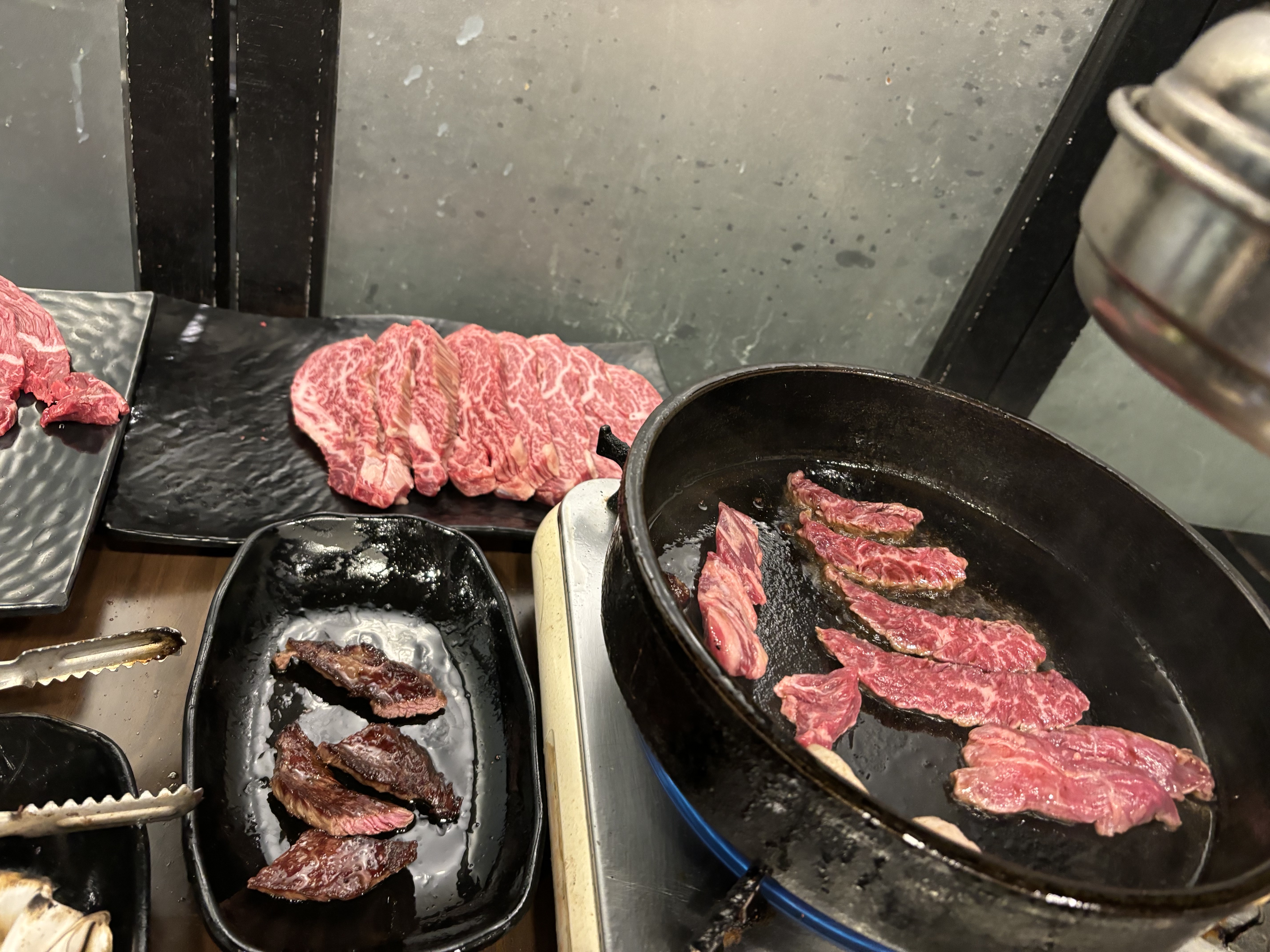 
장한평역식당 엉뚱식당 장안동 본점