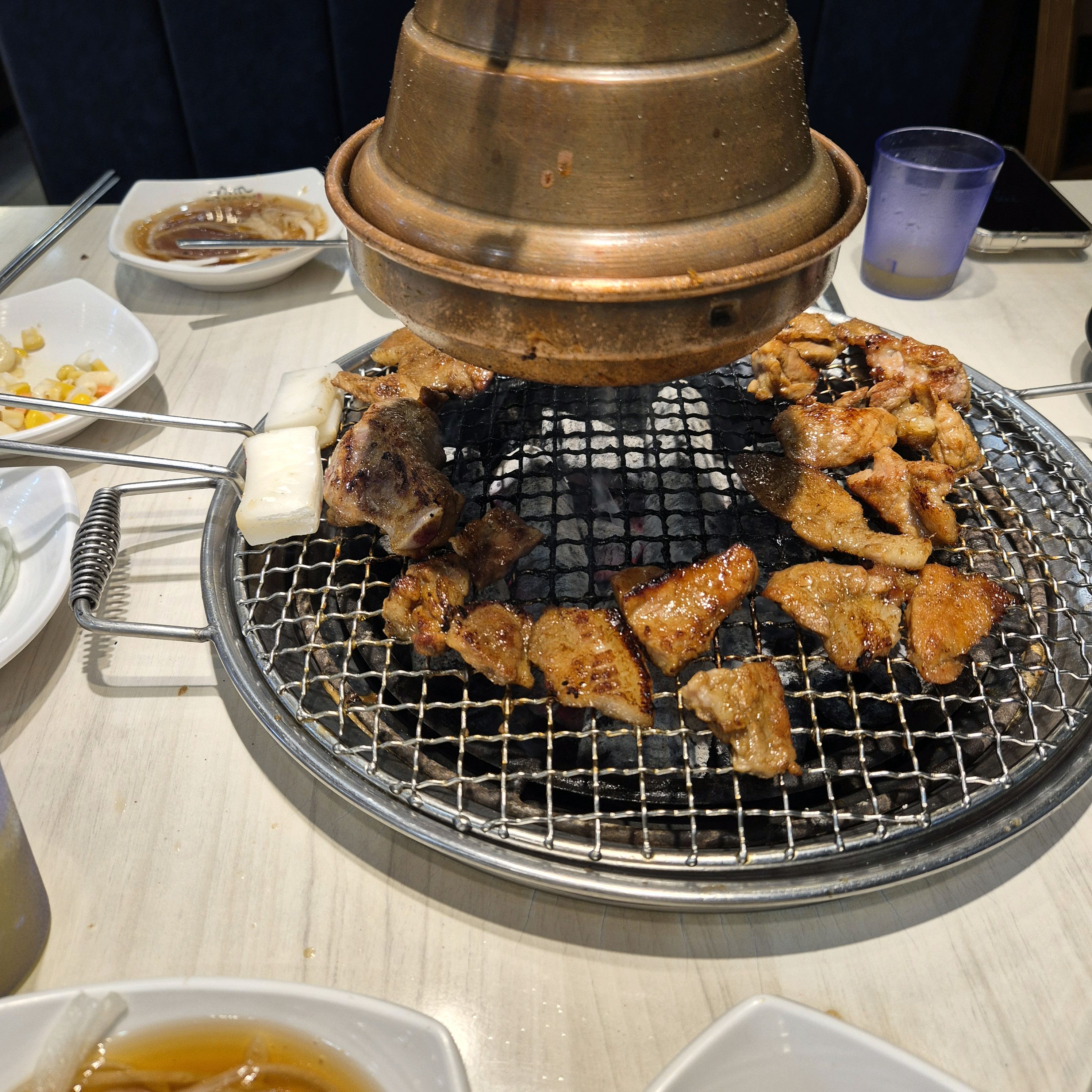 다른 지점보다 관리도 잘하시고 고기도 질이 더 좋은것 같아요ㅎㅎ 종종 애용하고있습니다~!!
