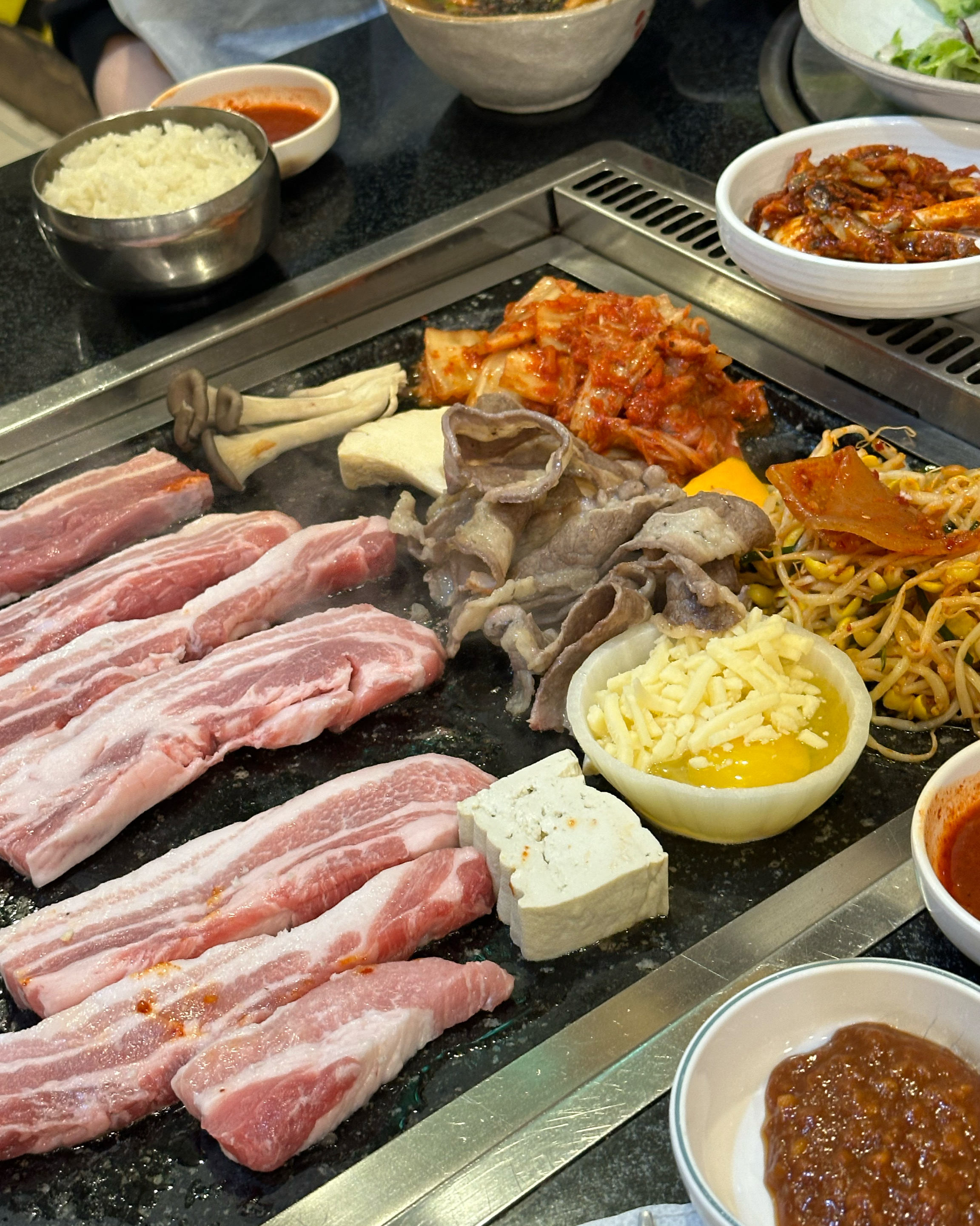 
남부터미널역식당 탐라도야지