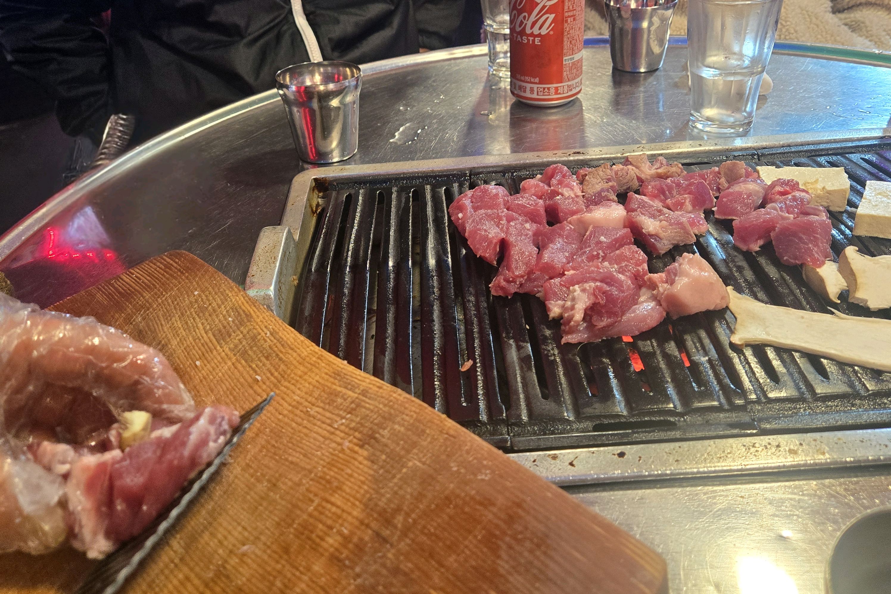 
상록수역식당 돈방석연탄구이