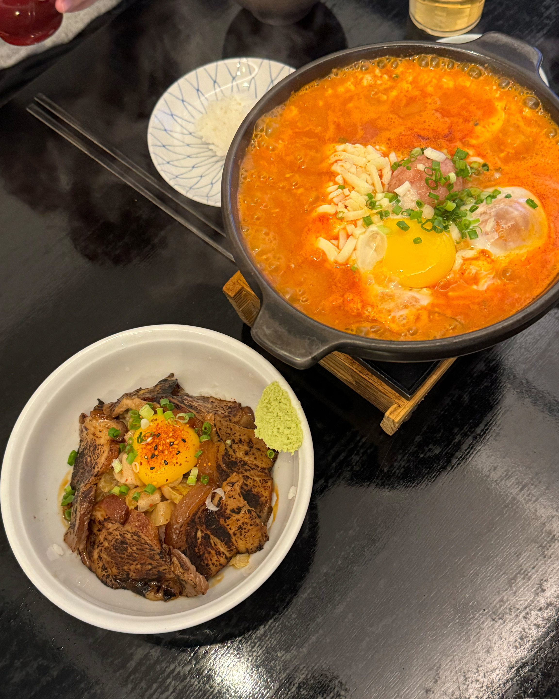 한국 서울 신촌역 주변 퓨전 한식당 맛집 오이지 연남