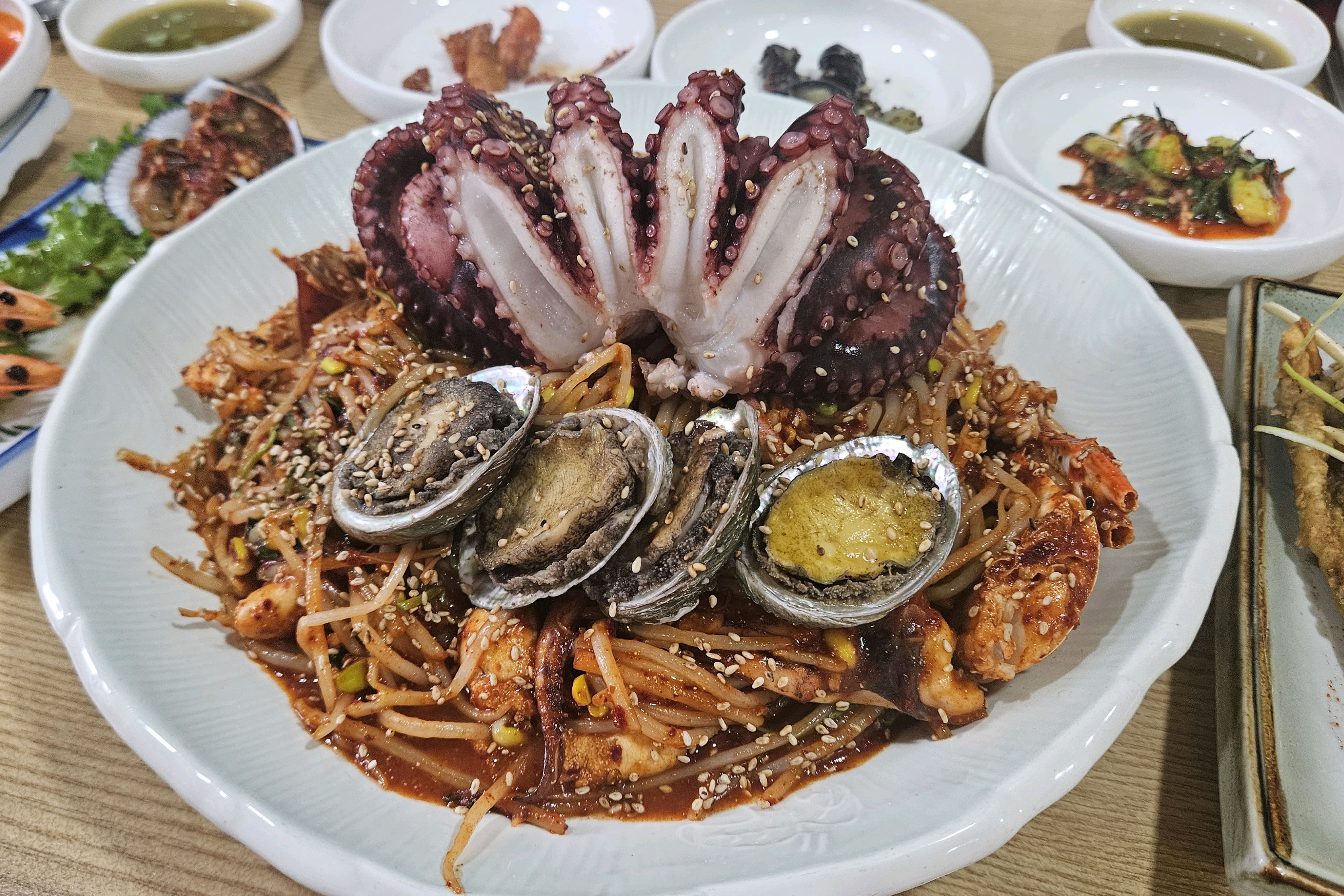 
신금호역식당 해물명가