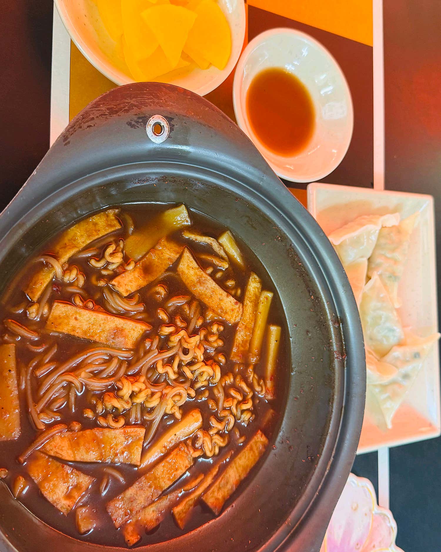 오달통분식 튀김과 떡볶이