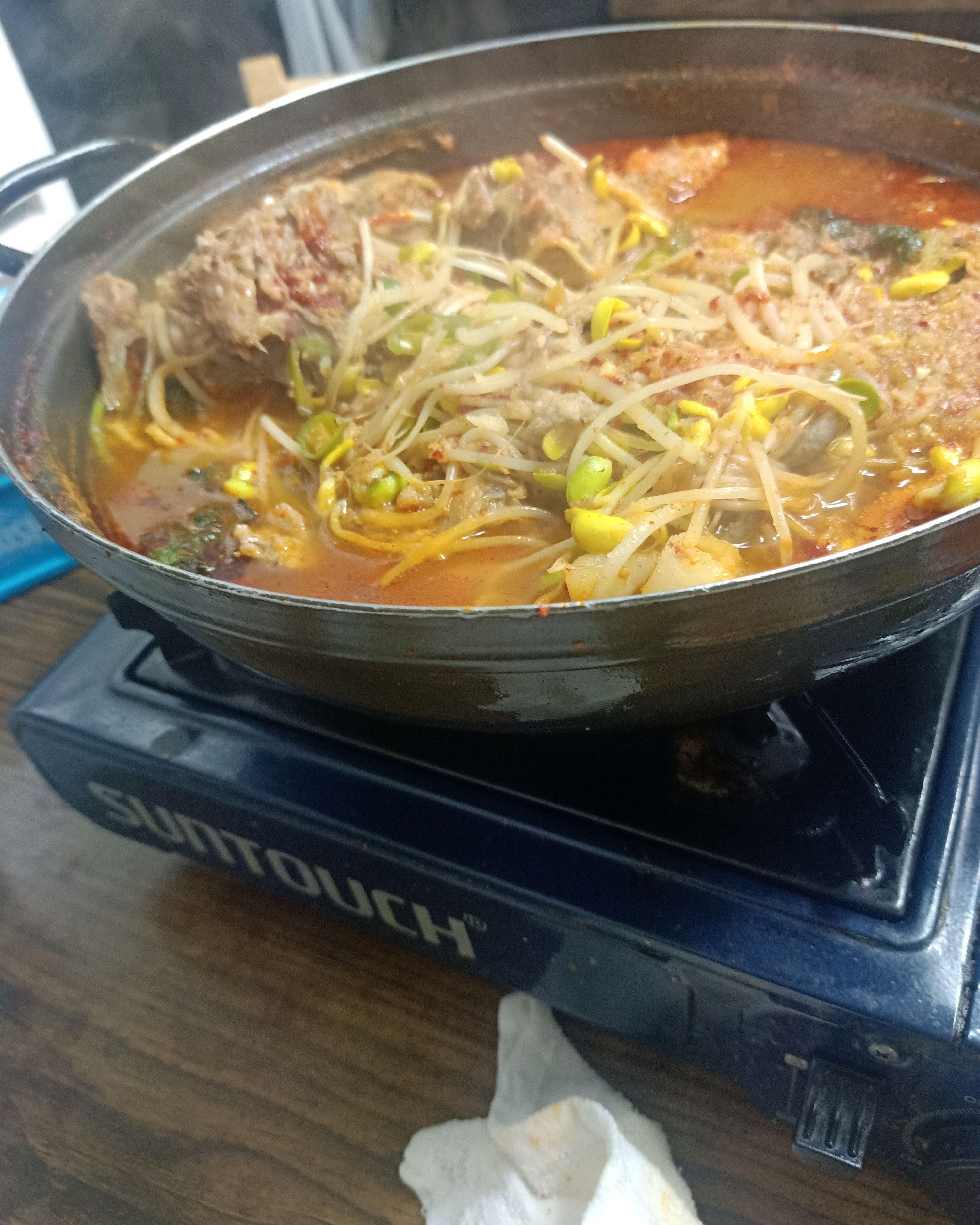  미아역 감자탕 전문점 속초할머니감자탕본점
