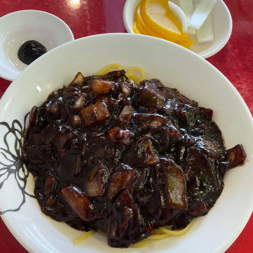 카운터에서 주문을 먼저하고 자리에 앉아야해요 - 천호동 맛집 황실짜장 광진교4호점