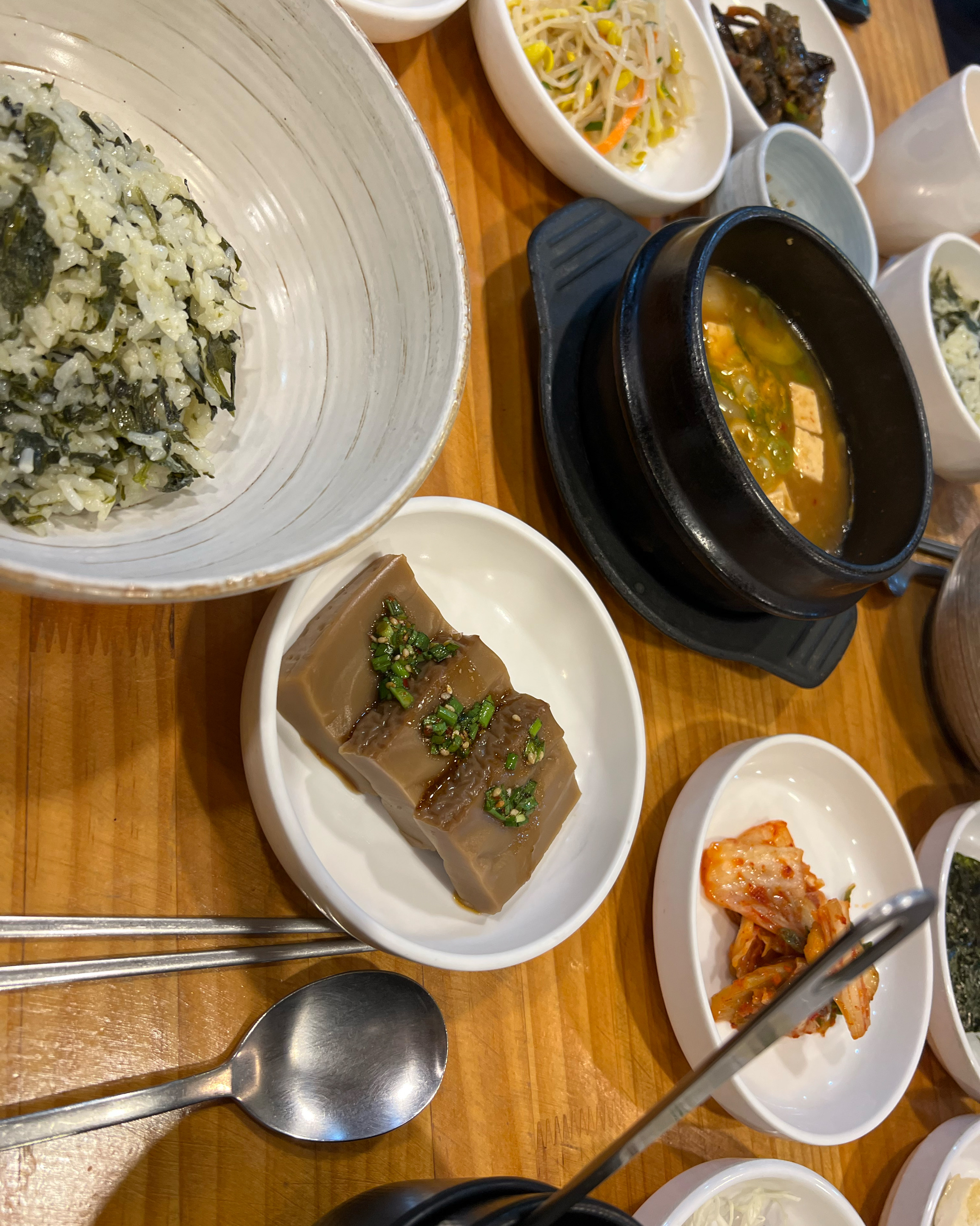 Gwangnaru Station Restaurant Sanwool