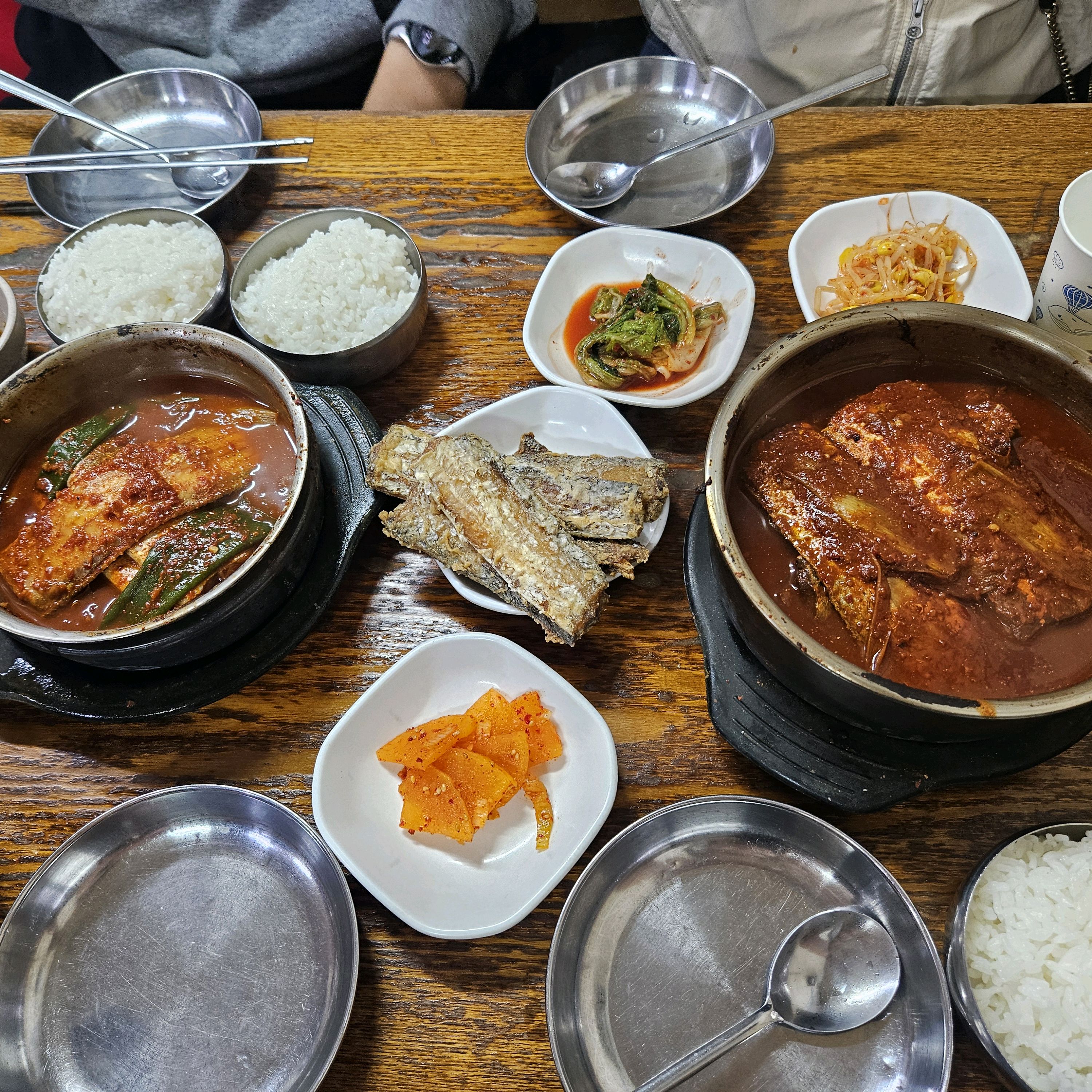 Hoehyeon Station Restaurant Central Hairtail Restaurant