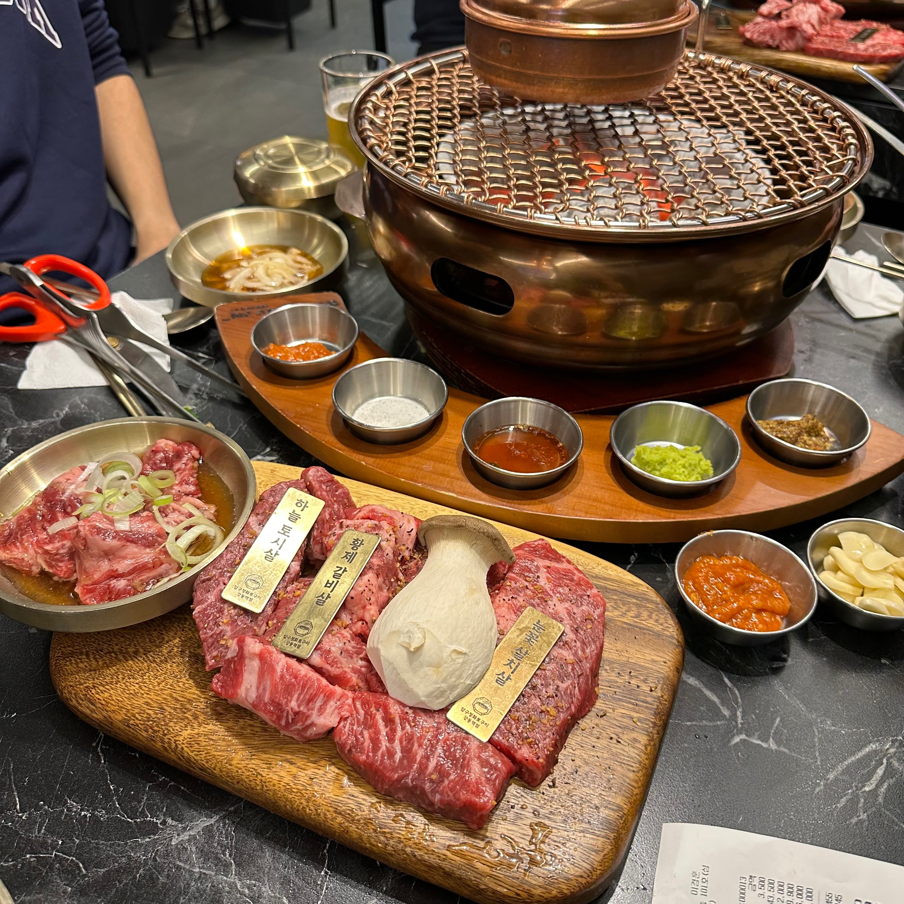 
강동역식당 압구정화로구이 강동역점