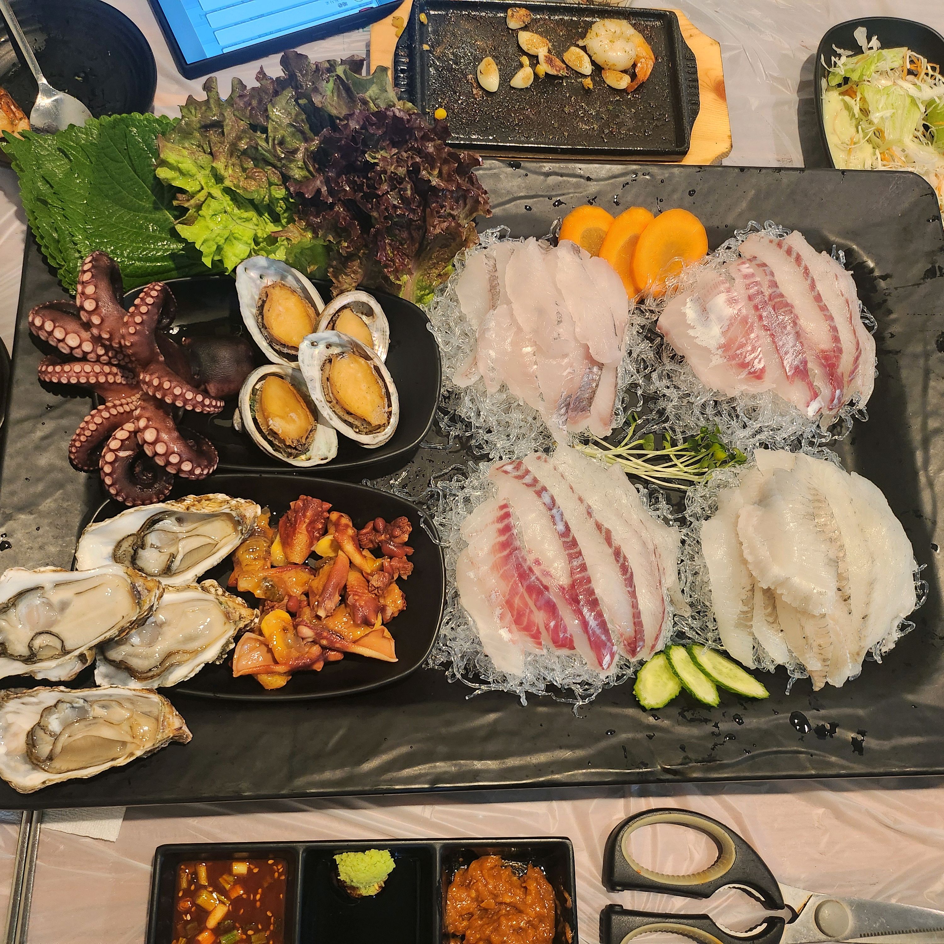여행와서 리뷰보고 방문했는데, 좋은 선택이었어요. - 송정 맛집 회담