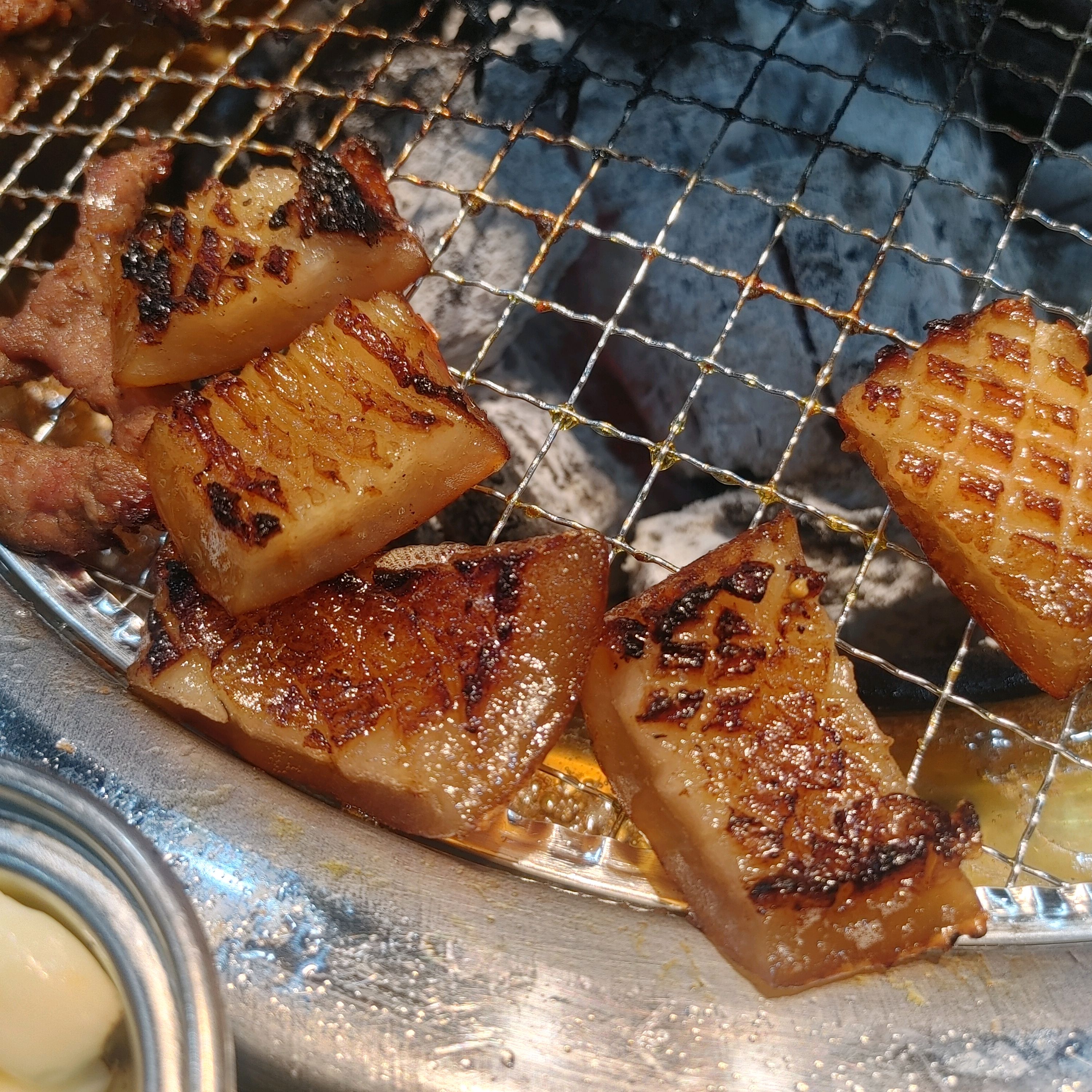
신정역식당 더고기다움