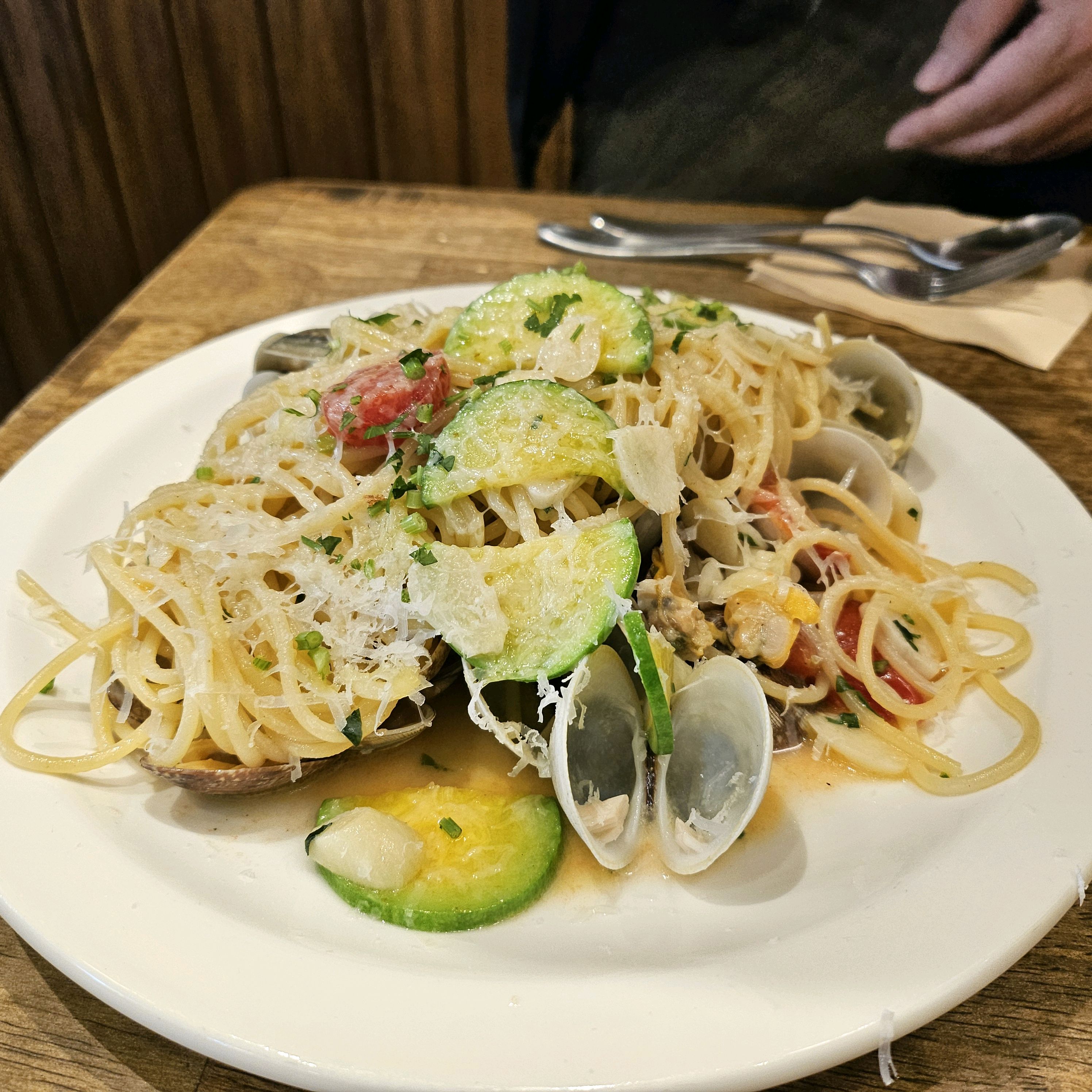 Gwacheon Station Restaurant Raon Table