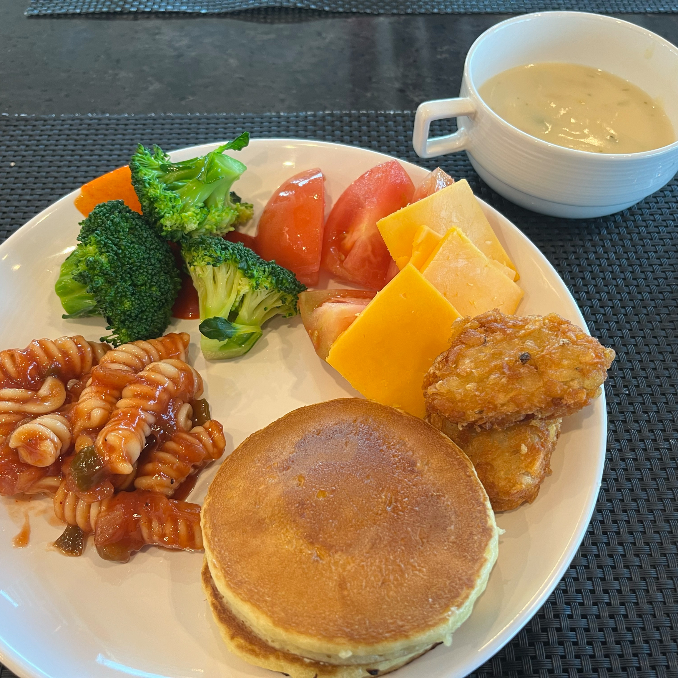 [부산역 맛집 라마다 앙코르 부산역 호텔 얼라이브] 직접 가본 로컬 리뷰