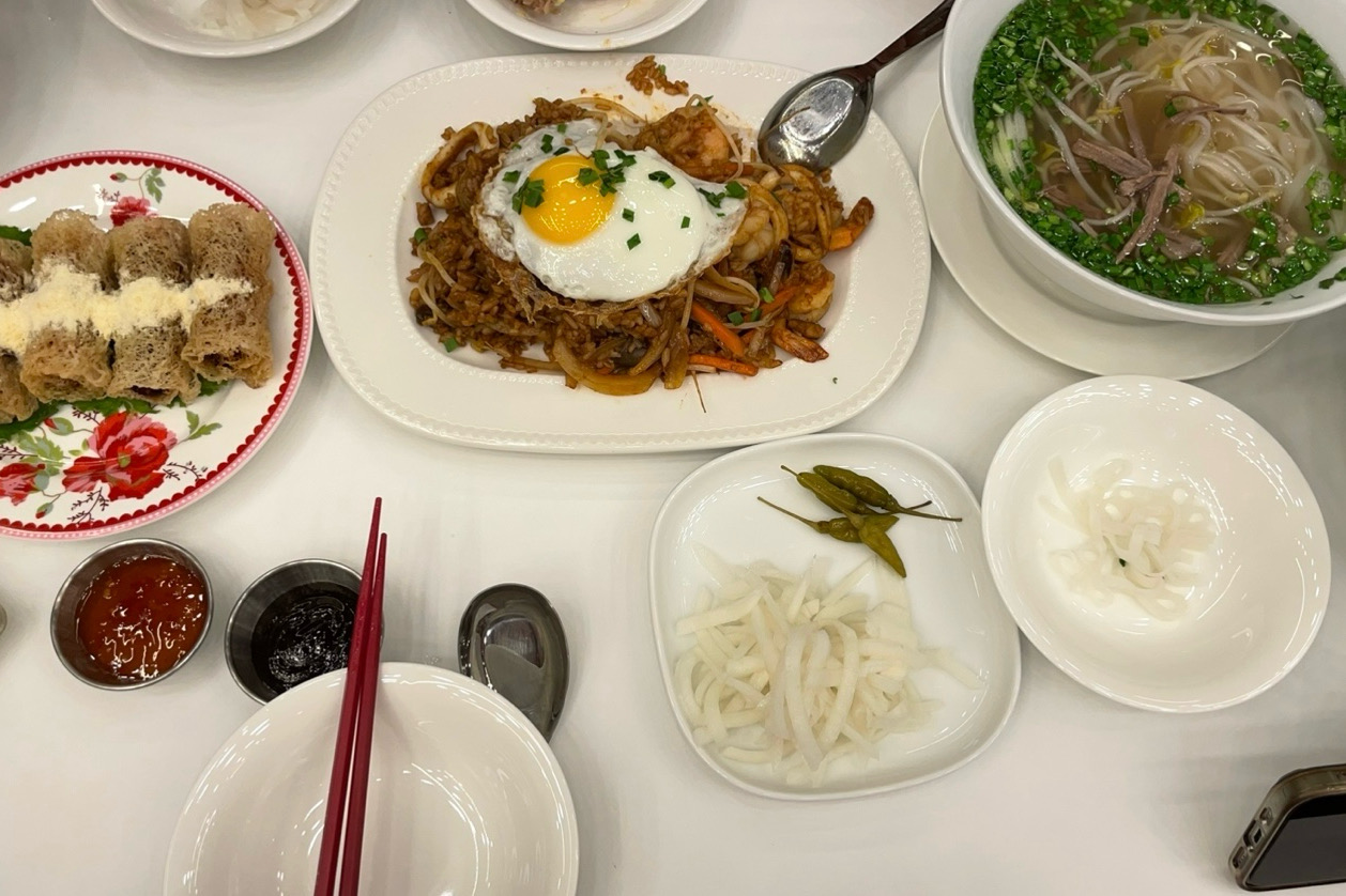 
오이도역식당 연제네 배곧점