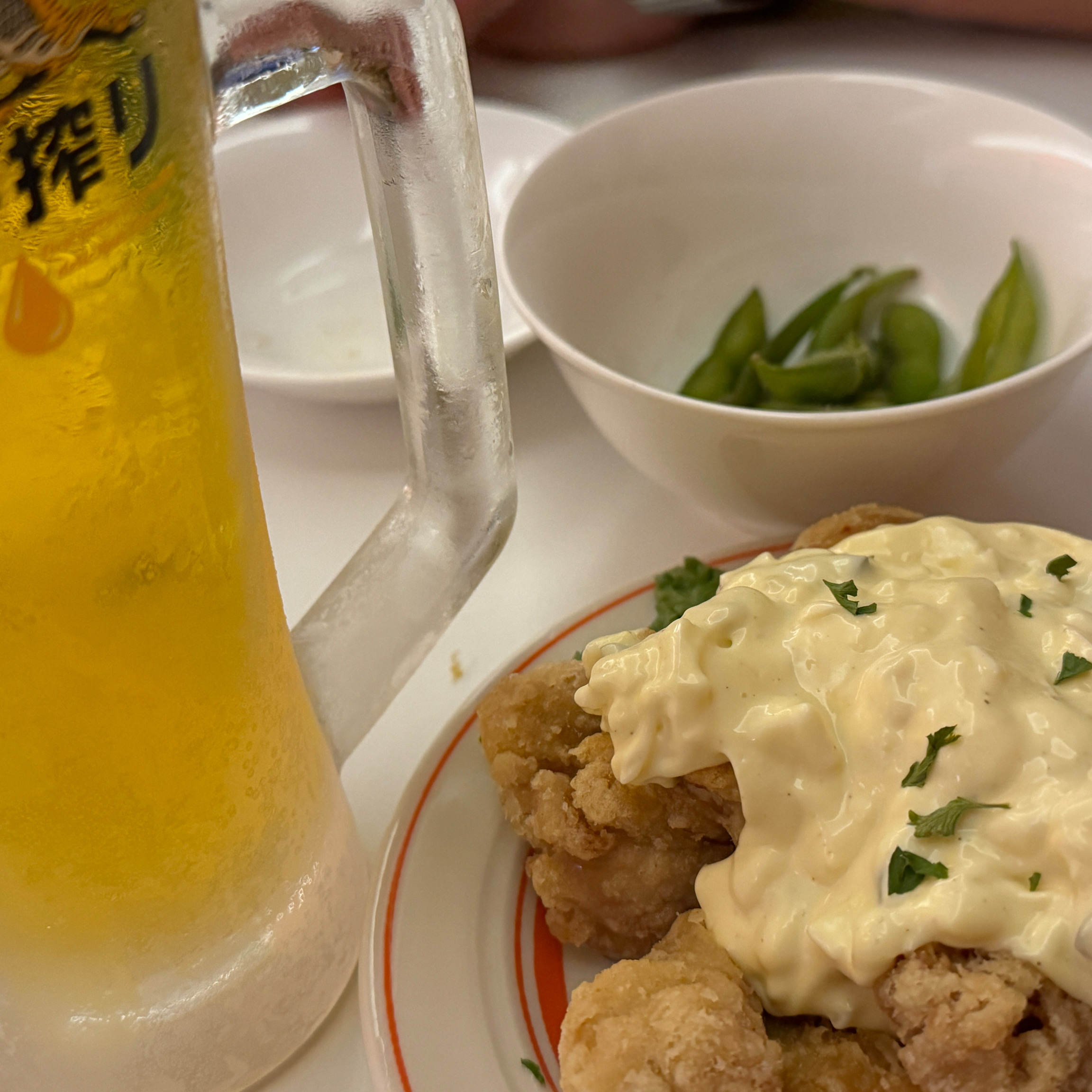 우선 생맥부터 미쳣네요....맥주로 말이 끝났네요... - 천호동 맛집 미스타교자 천호점