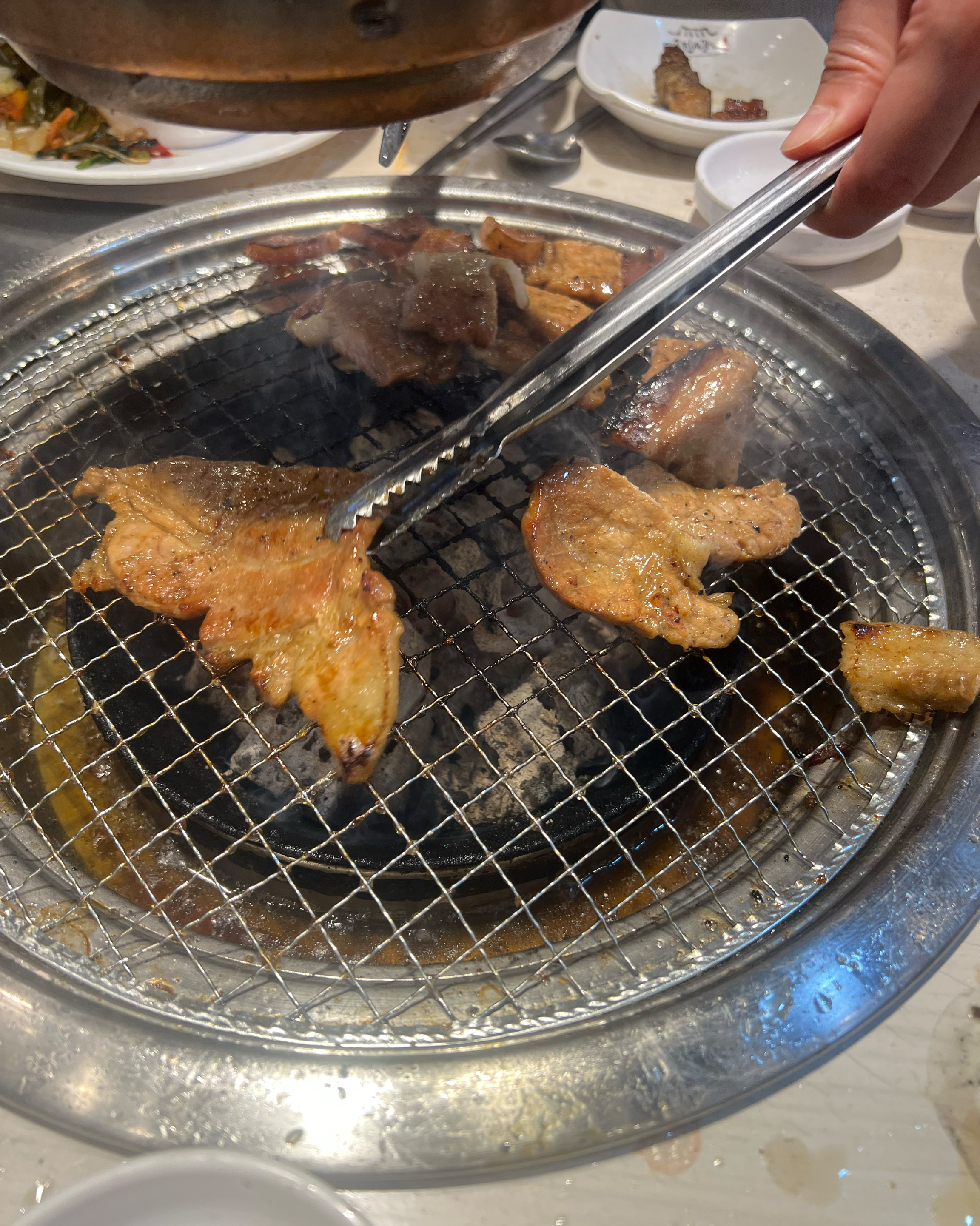 고기 질이 좋고 매우 맛있어요 - 석촌호수 맛집 명륜진사갈비 석촌호수점