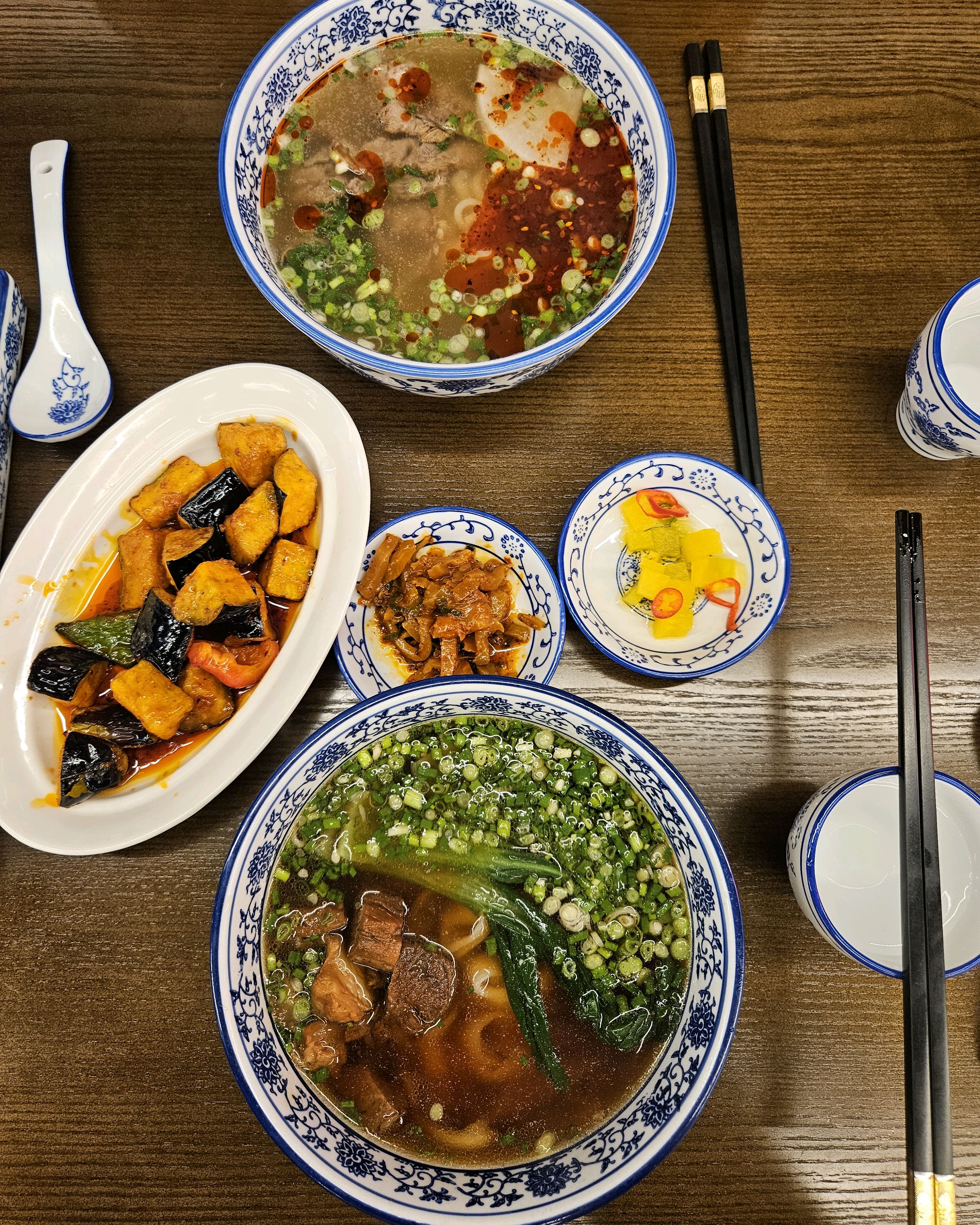 
오이도역식당 샤오바오우육면 배곧점