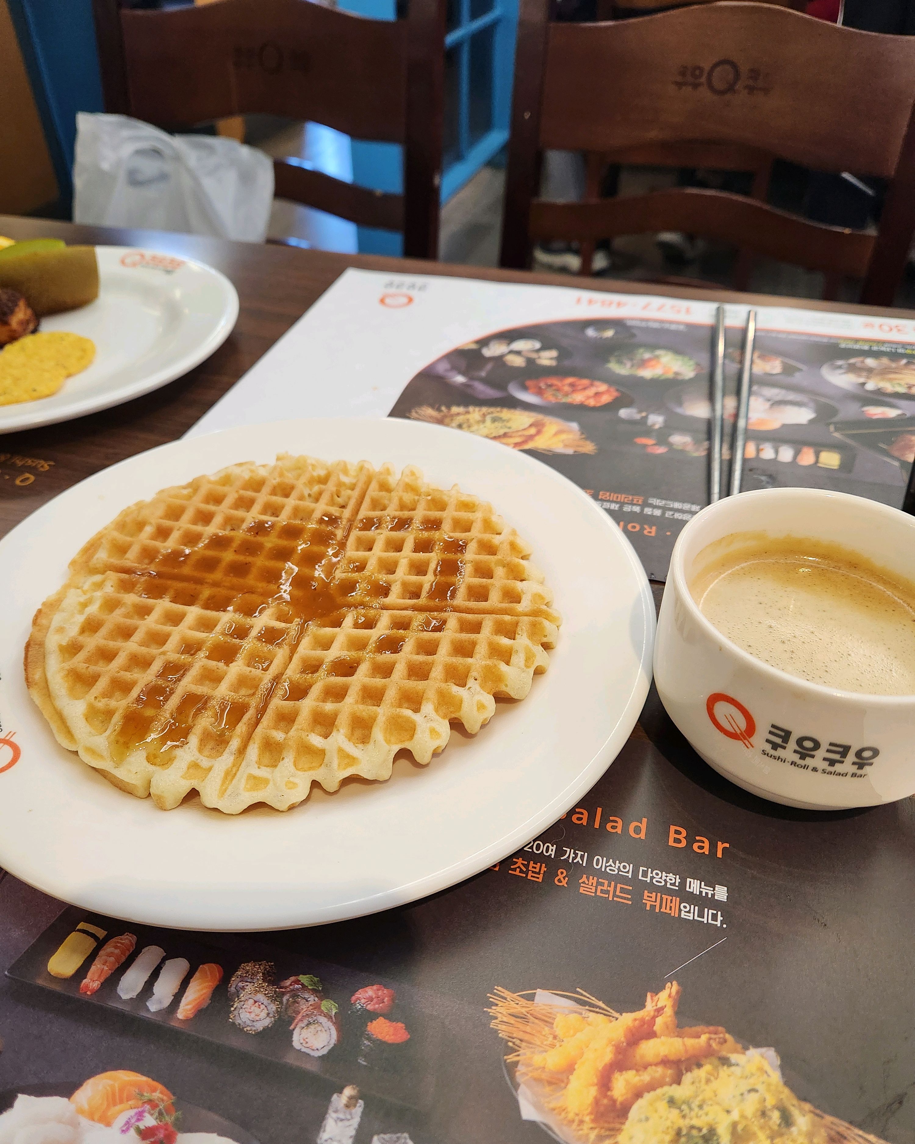 다양한 메뉴를 골고루 잘 먹었어요:)남자친구랑 이야기도 도란도란 나누구요 - 강릉 맛집 쿠우쿠우 강릉점