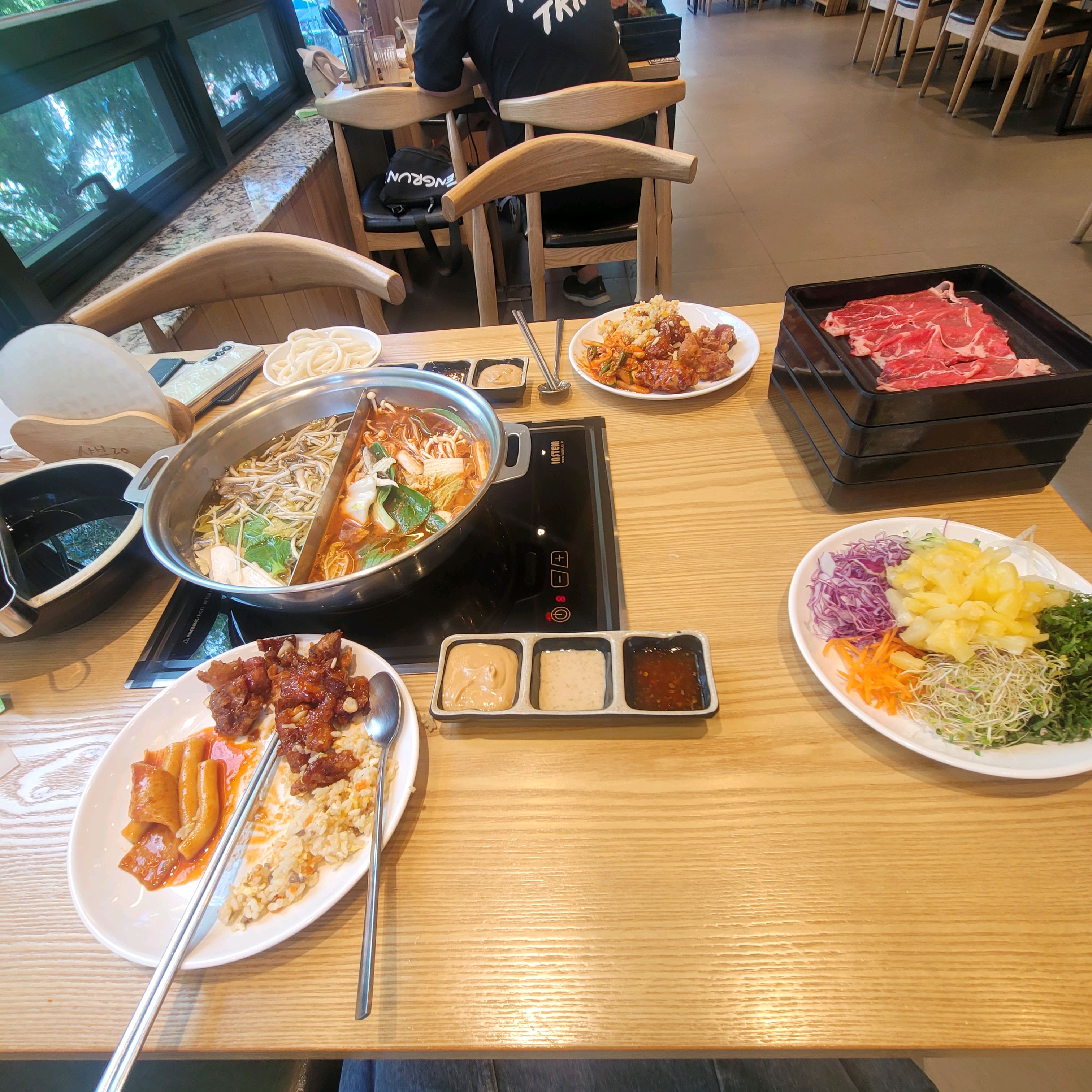 첨에 모임으로 알게되어 갔다가 맛있고 사장님도 친절하셔서 재방문했어요!! - 부천시청역 맛집 샤브20 부천시청점
