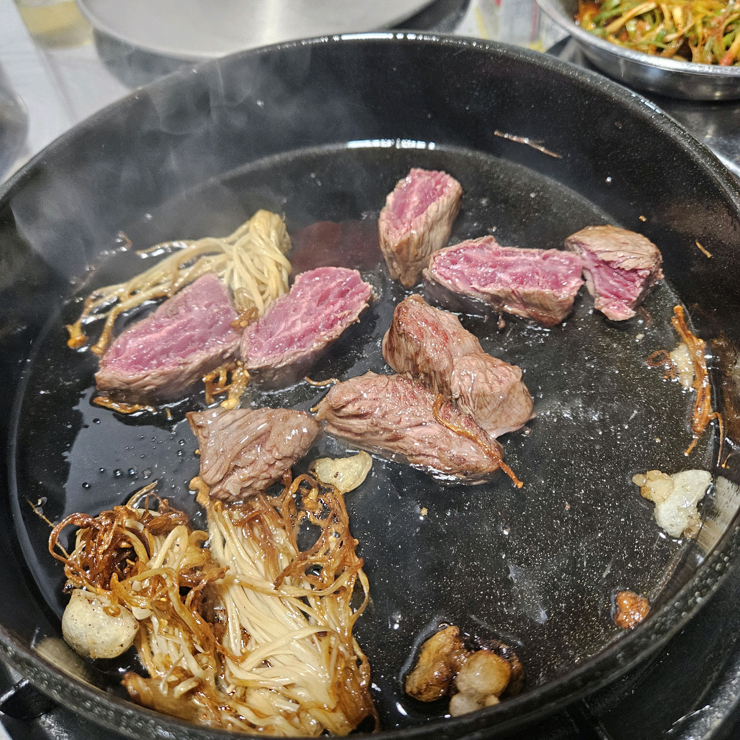 
까치산역식당 한우정육소 까치산점