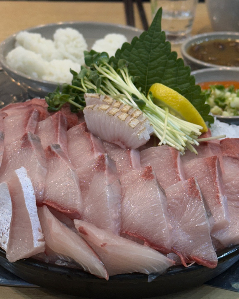 
중앙역식당 윤선장어시장 안산고잔중앙역점