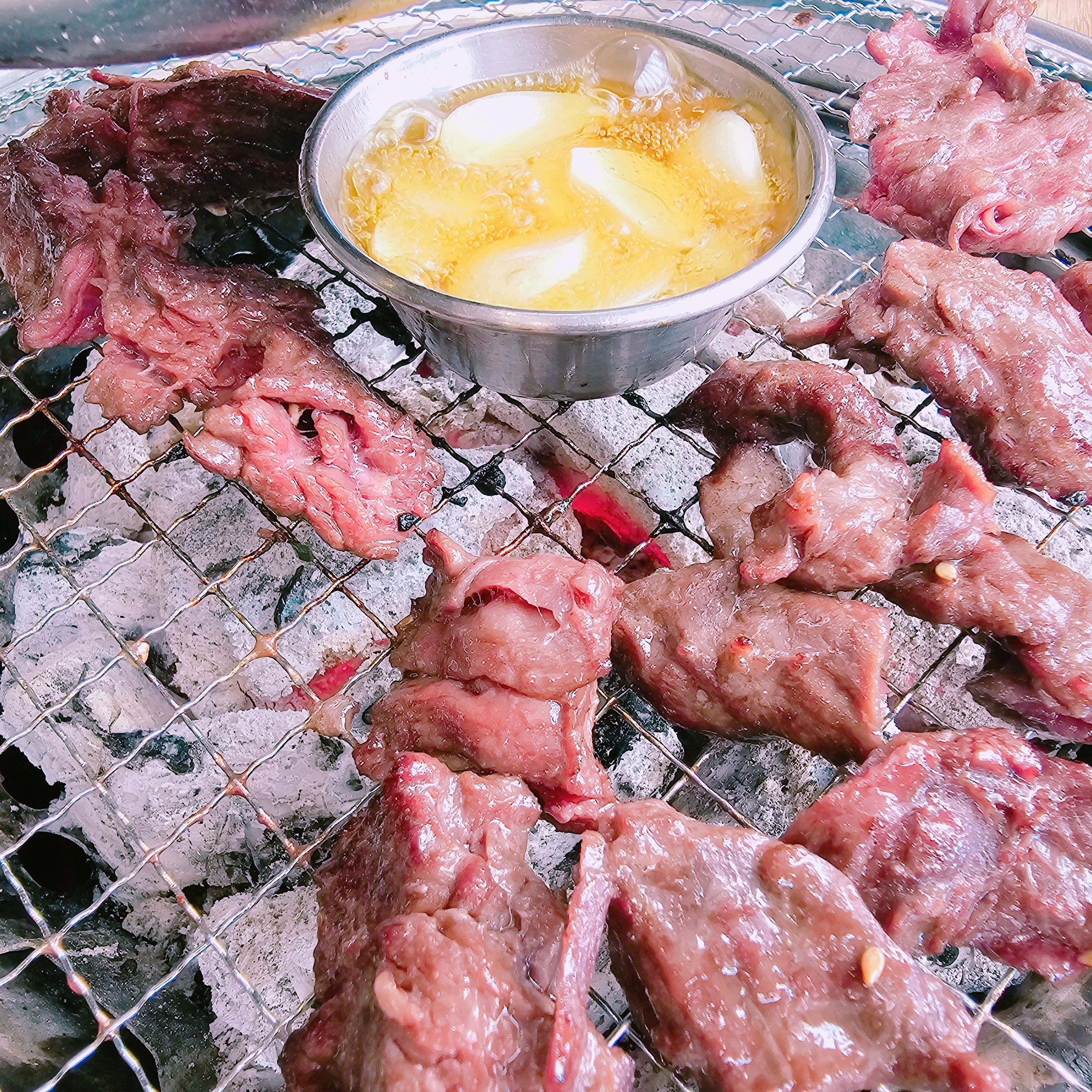 
오이도역식당 고기한판