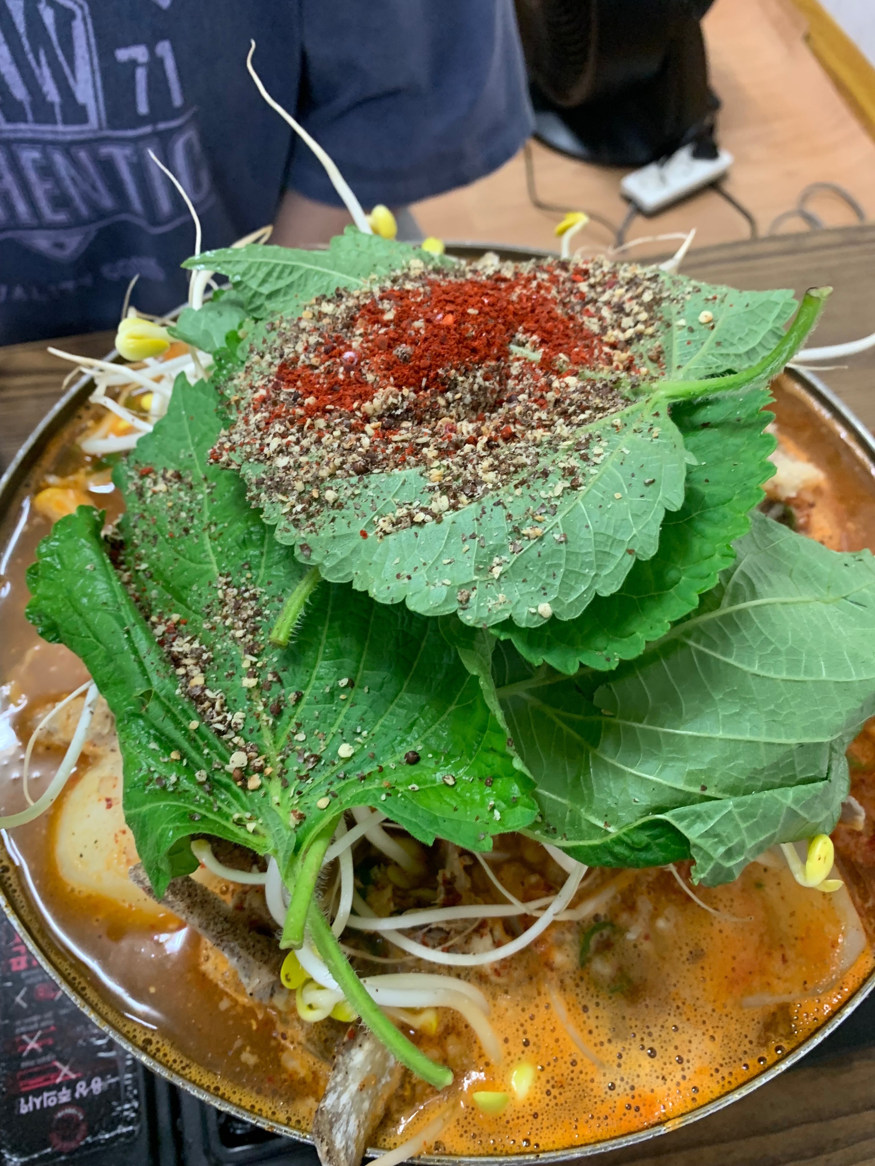  미아역 감자탕 전문점 속초할머니감자탕본점