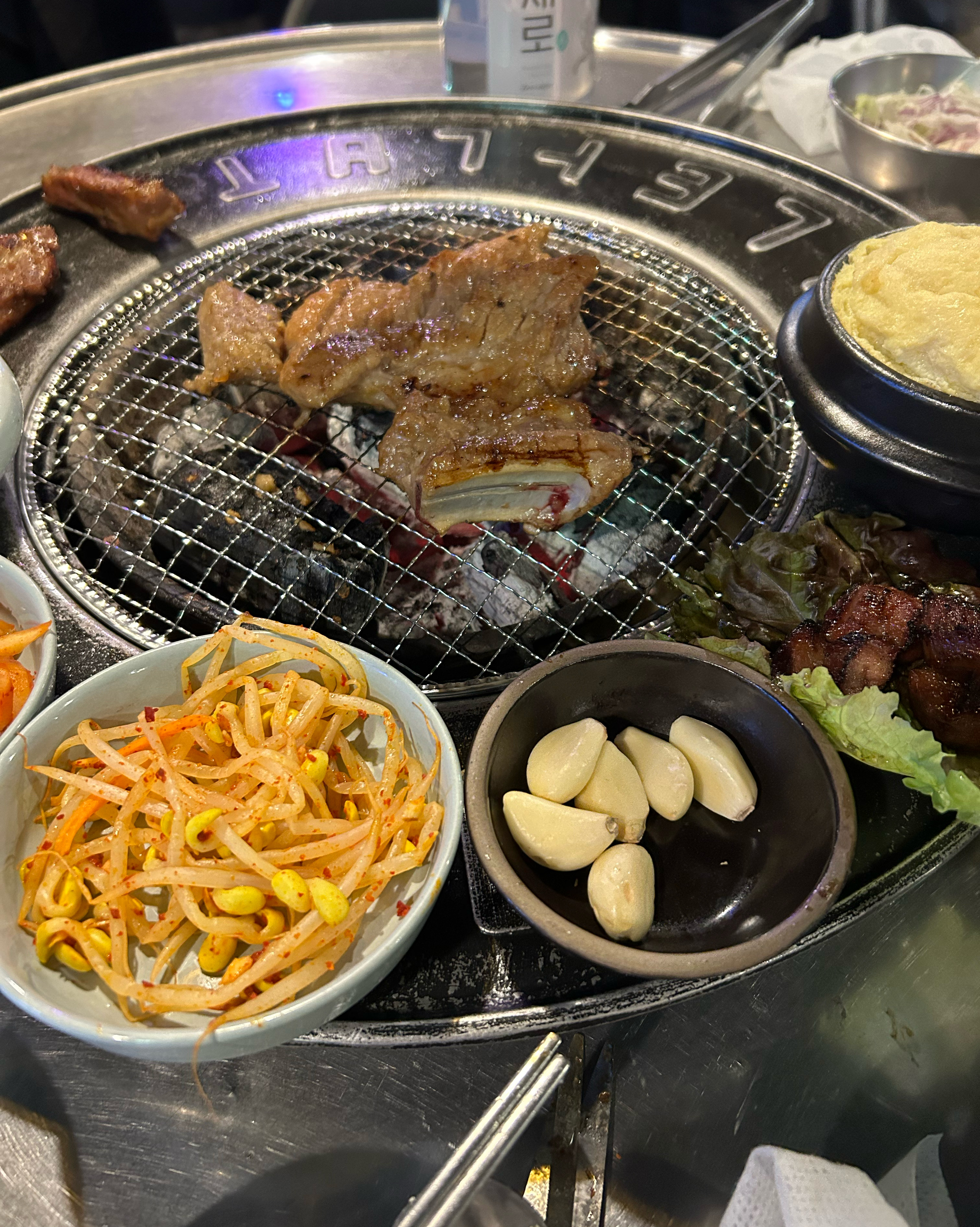 
영등포구청역식당 연탄불