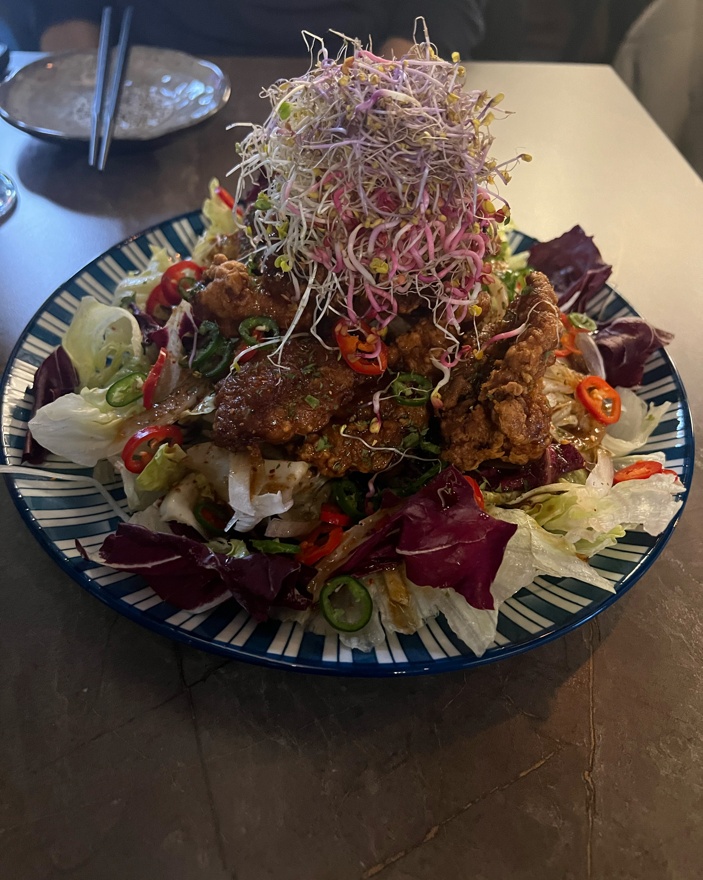 
길동역식당 모서리 길동점