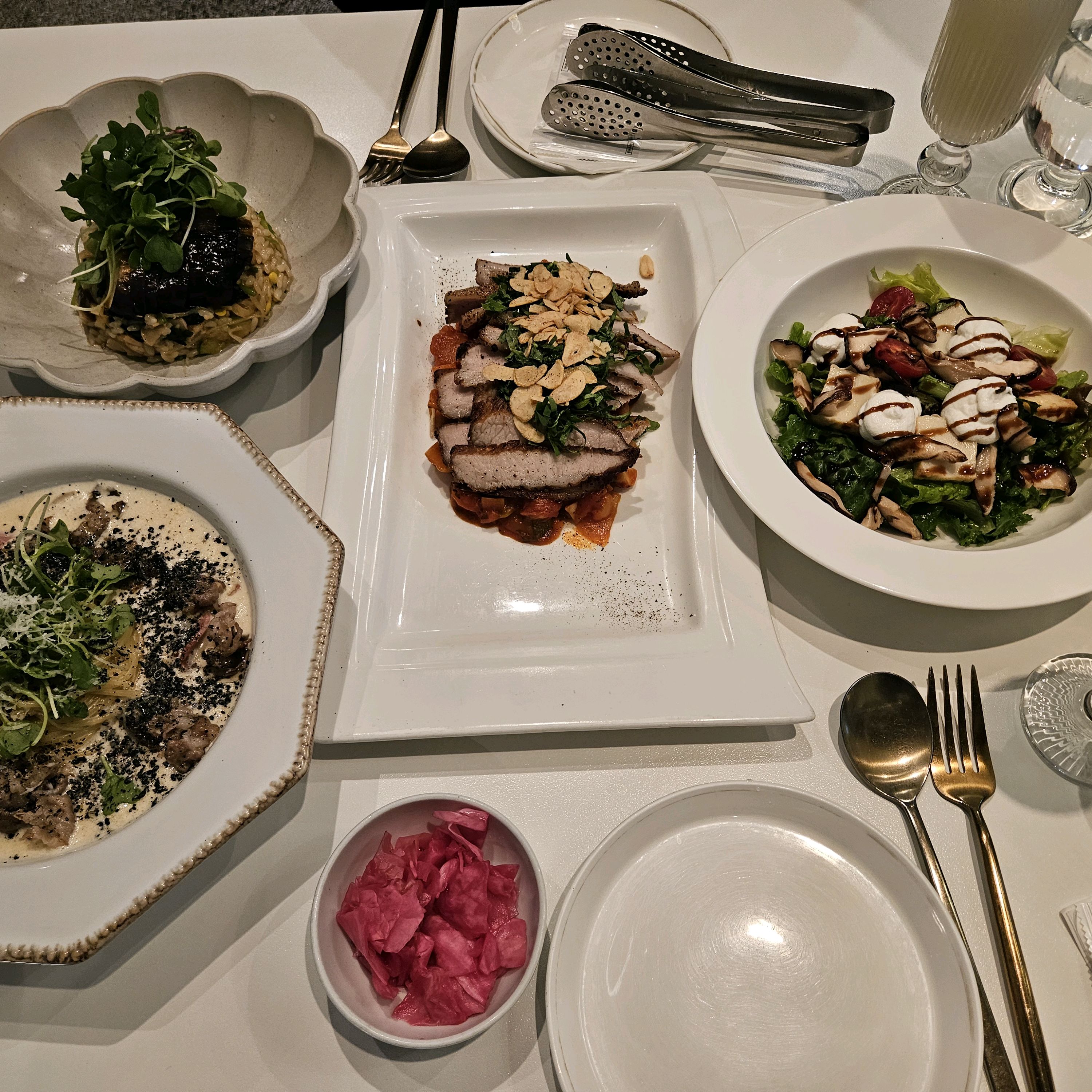 Welcome to Jongno 3-ga Station Restaurant