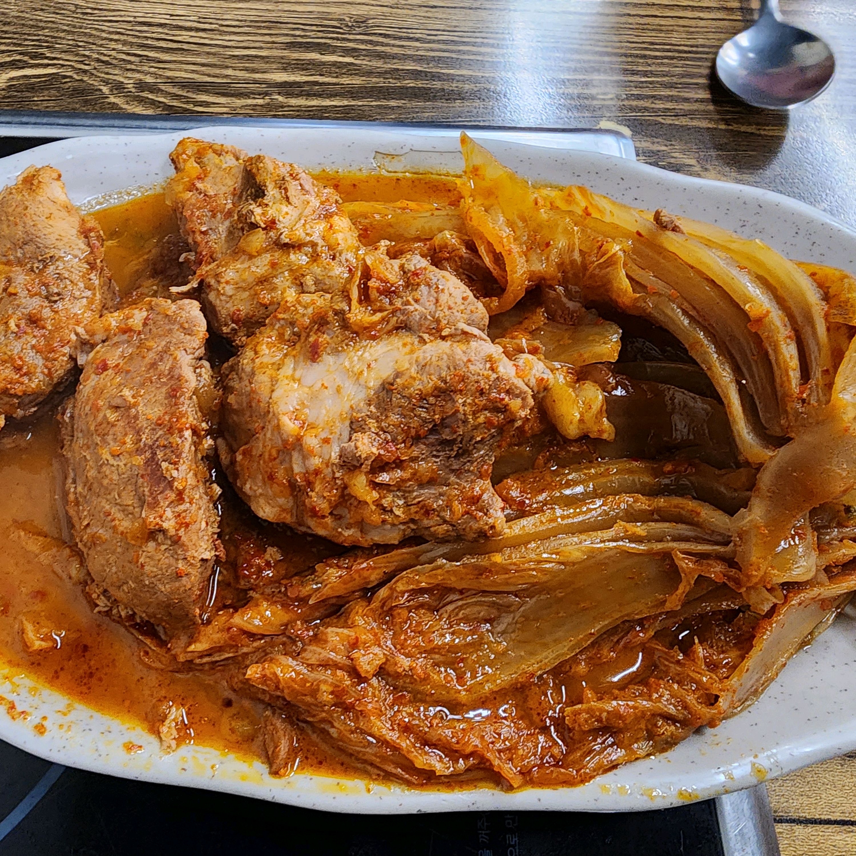 
서대문역식당 한옥집김치찜 본점