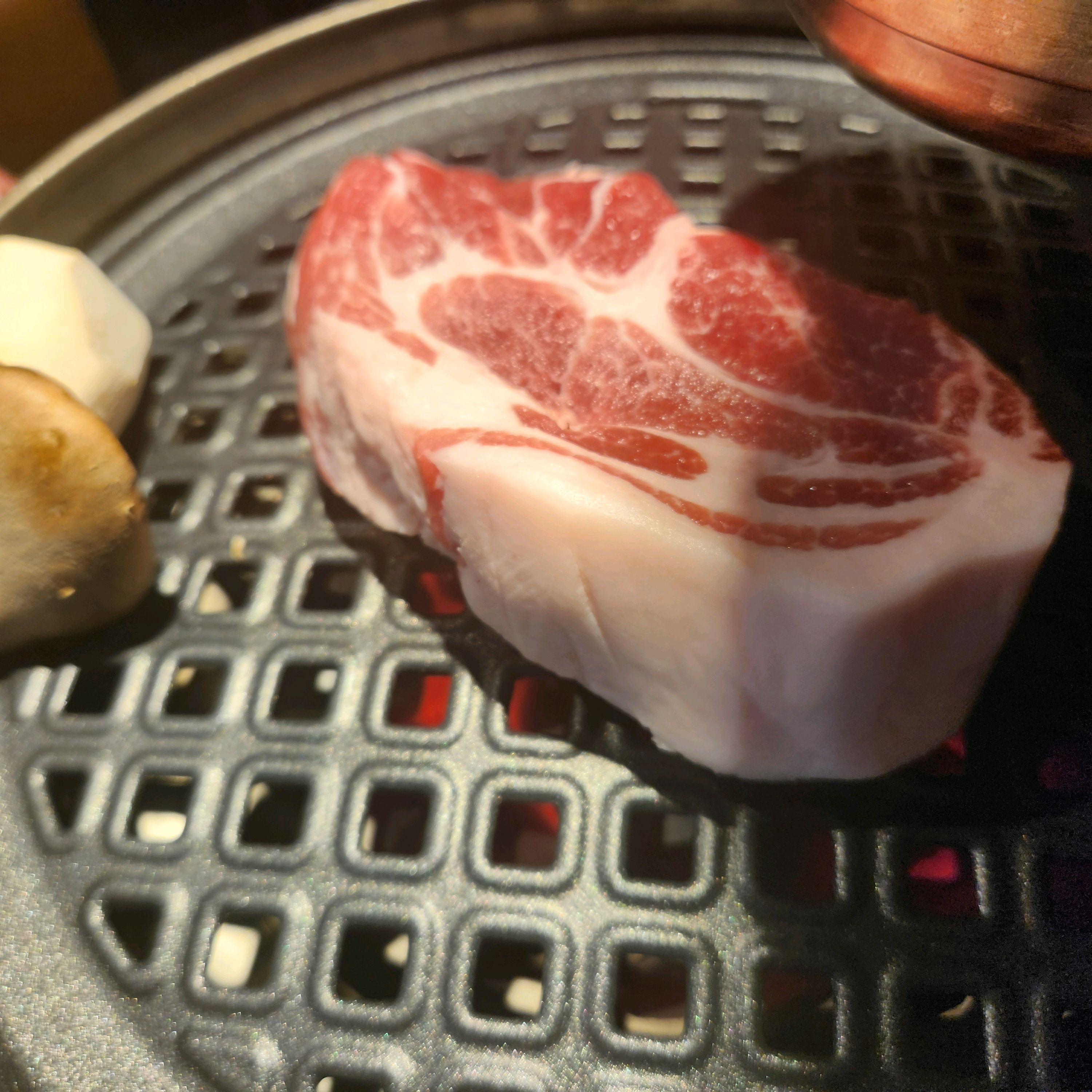 
명일역식당 명일돈