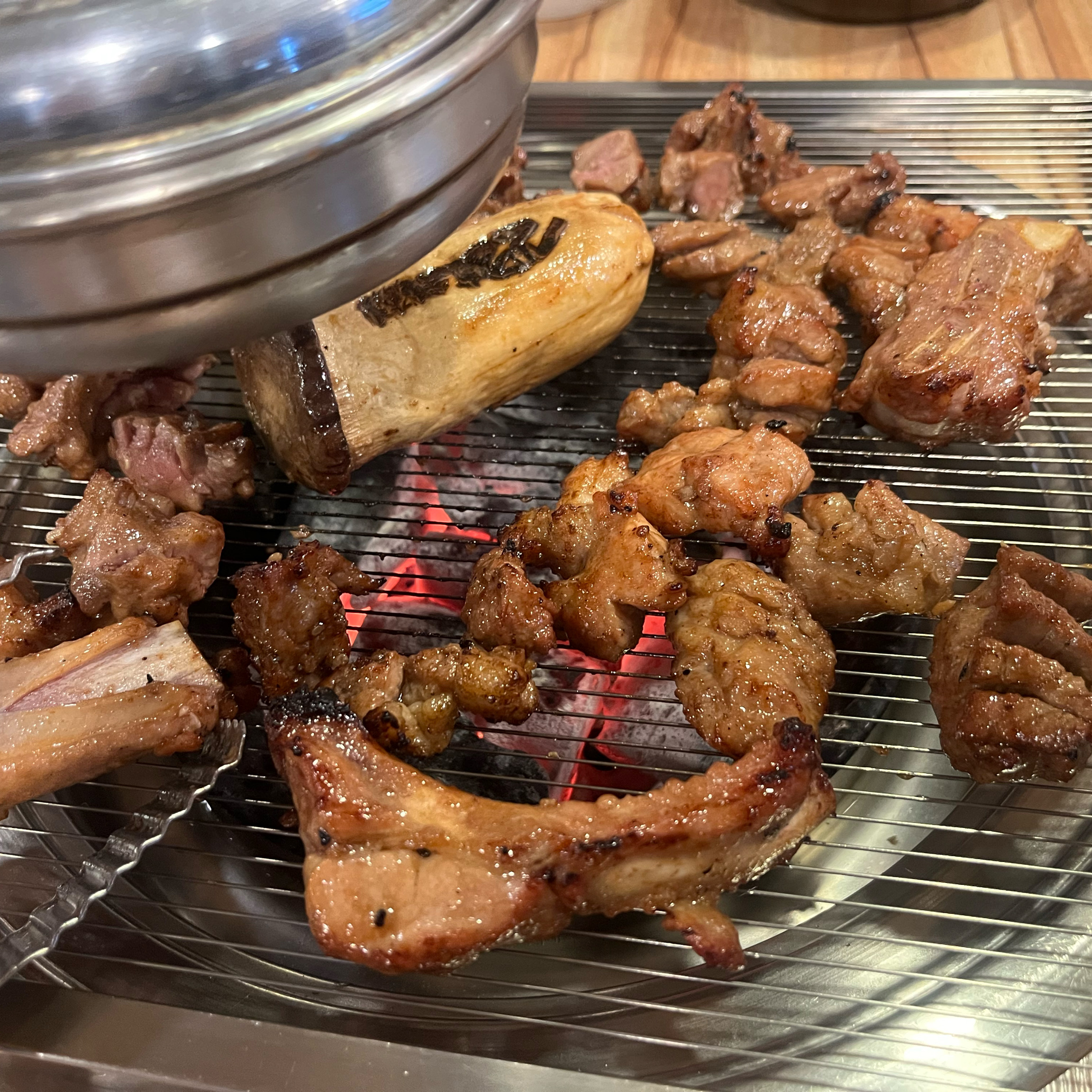 
신금호역식당 신금호숯불갈비 본점