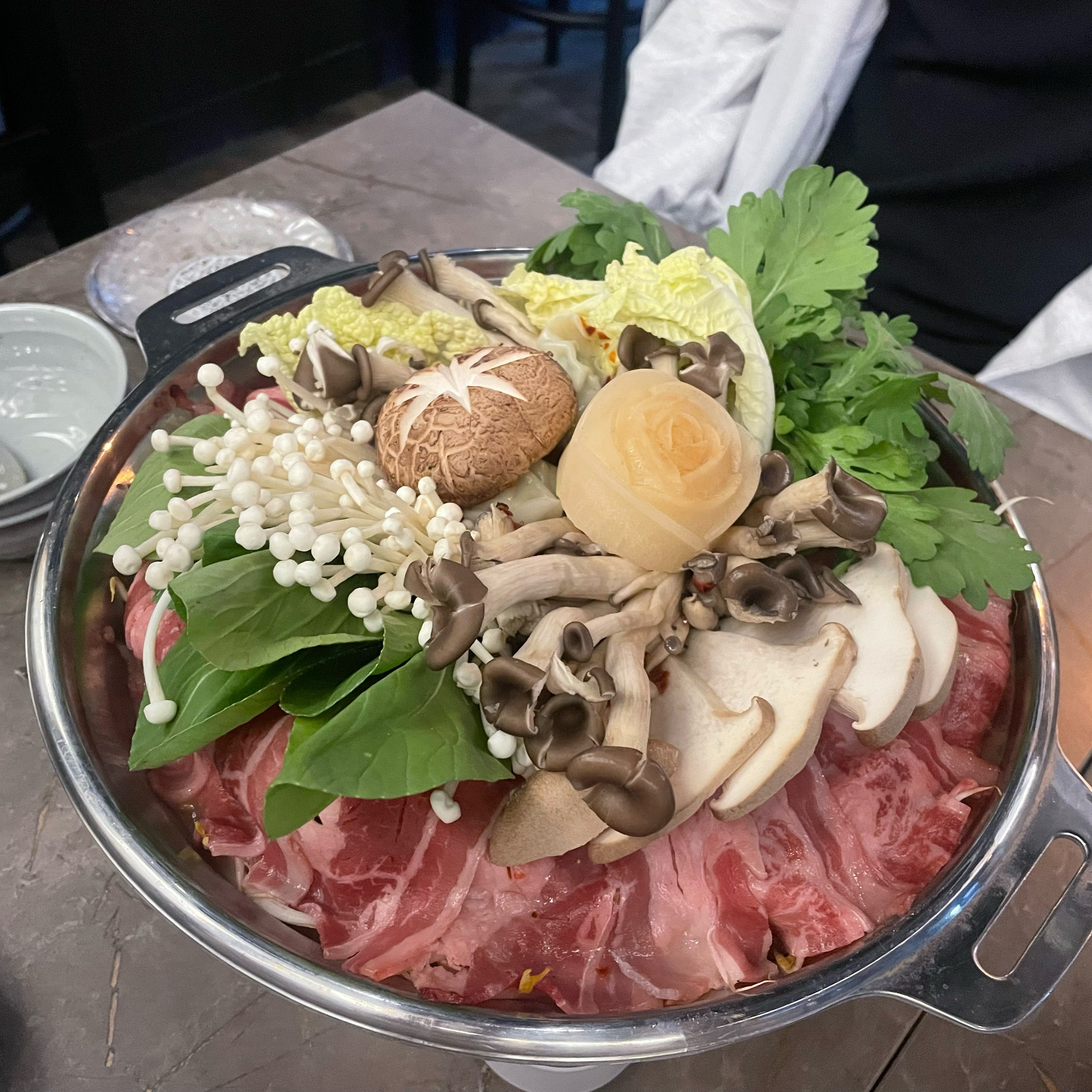
길동역식당 모서리 길동점